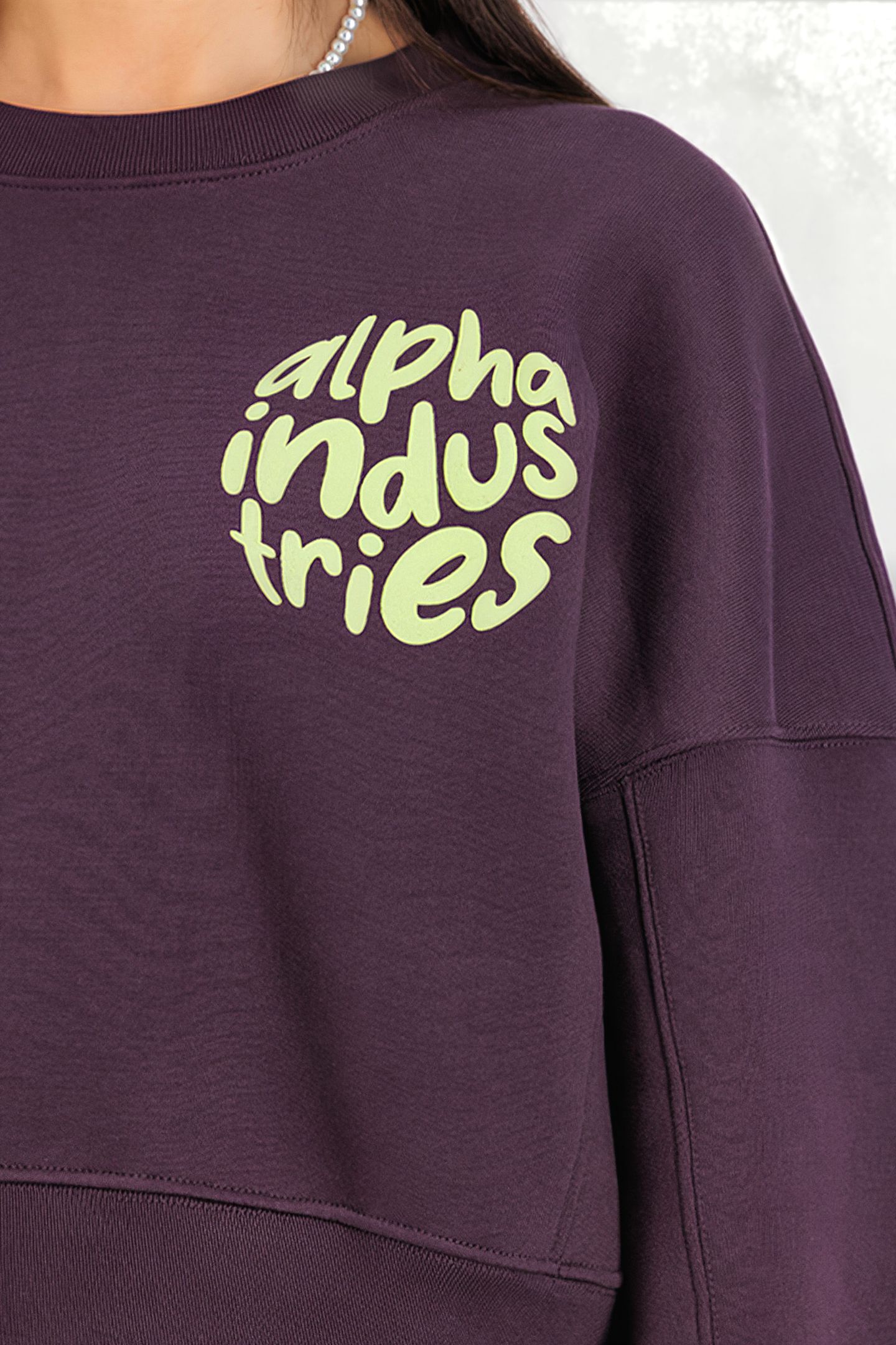 LOGO SWEATER PLUM 7