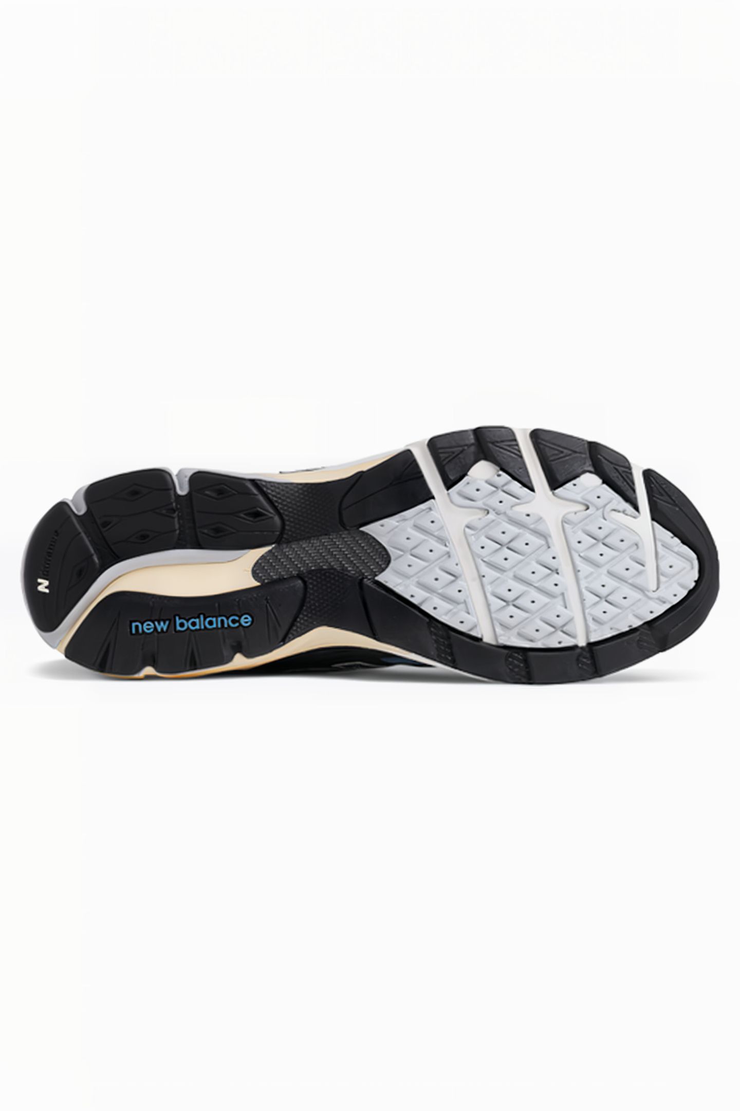 M990TE3 MADE IN USA SNEAKERS IN NAVY 5