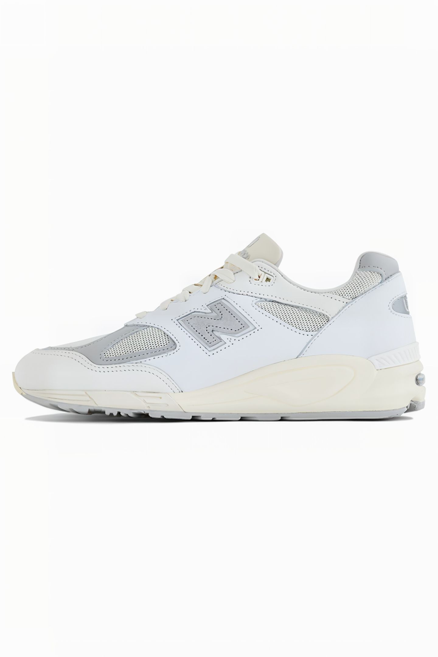 M990TC2 MADE IN USA SNEAKERS IN SEA SALT 6