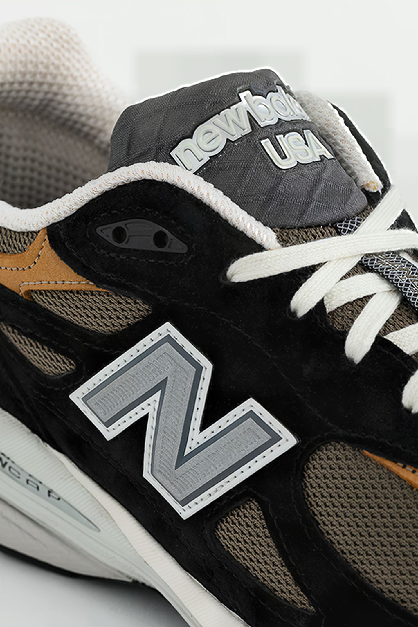 M990BB3 MADE IN USA SNEAKERS IN BLACK / BROWN 7