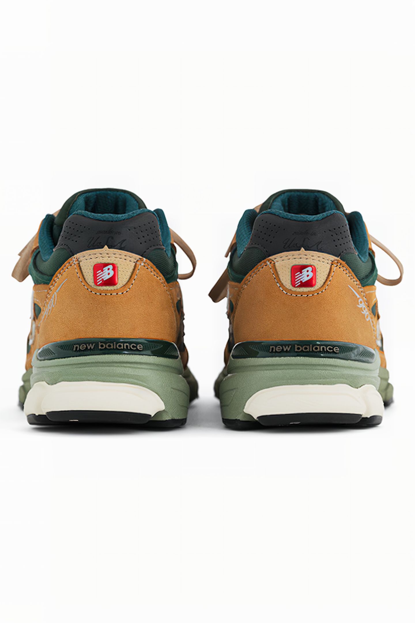 M990WG3 MADE IN USA SNEAKERS IN TAN 4