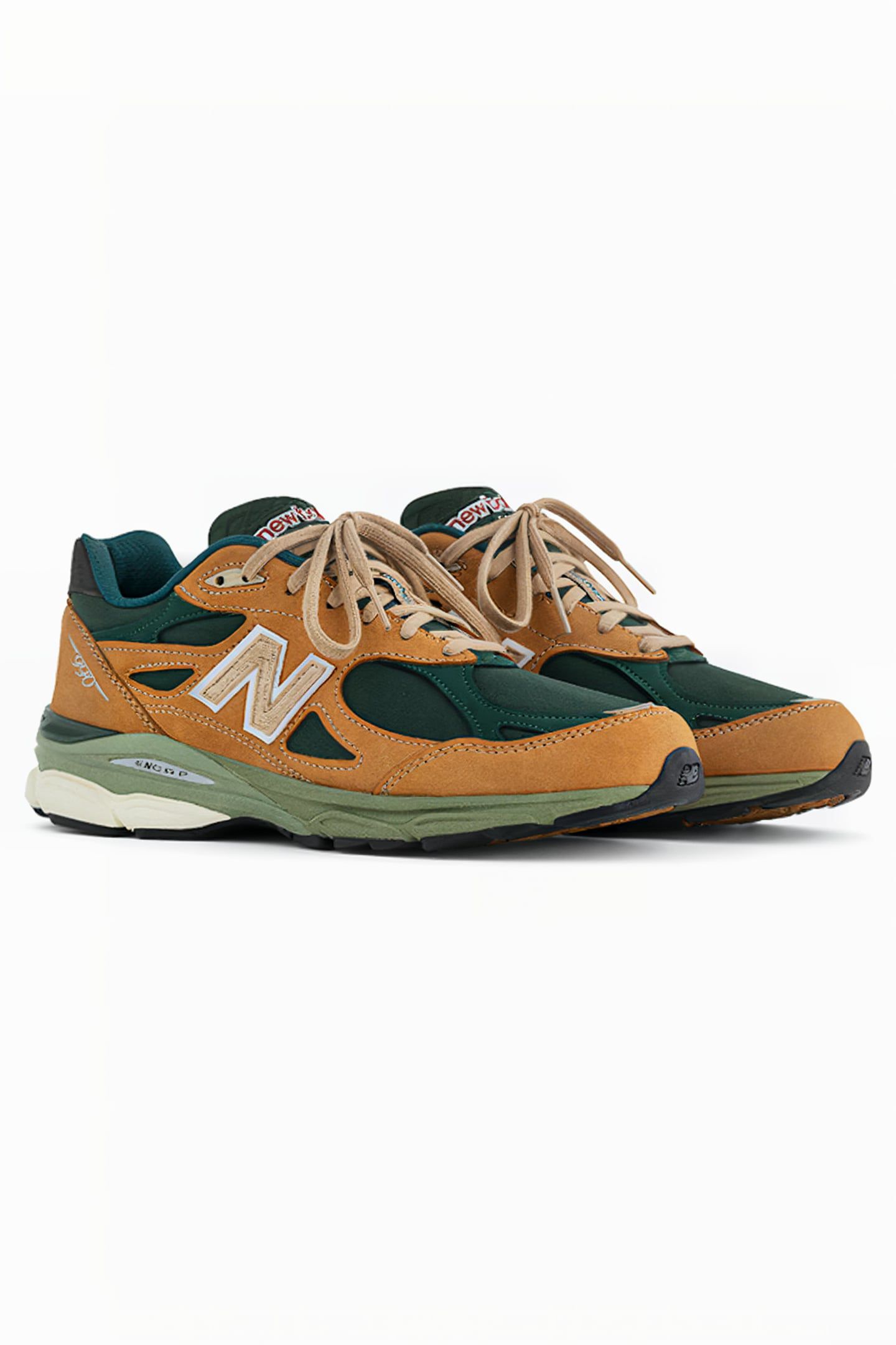 M990WG3 MADE IN USA SNEAKERS IN TAN 2