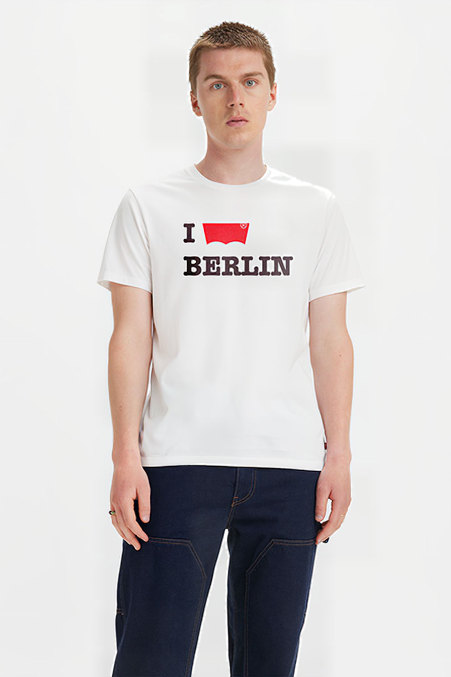 DESTINATION TEE LEVI BERLIN WHITE GRAPH 1