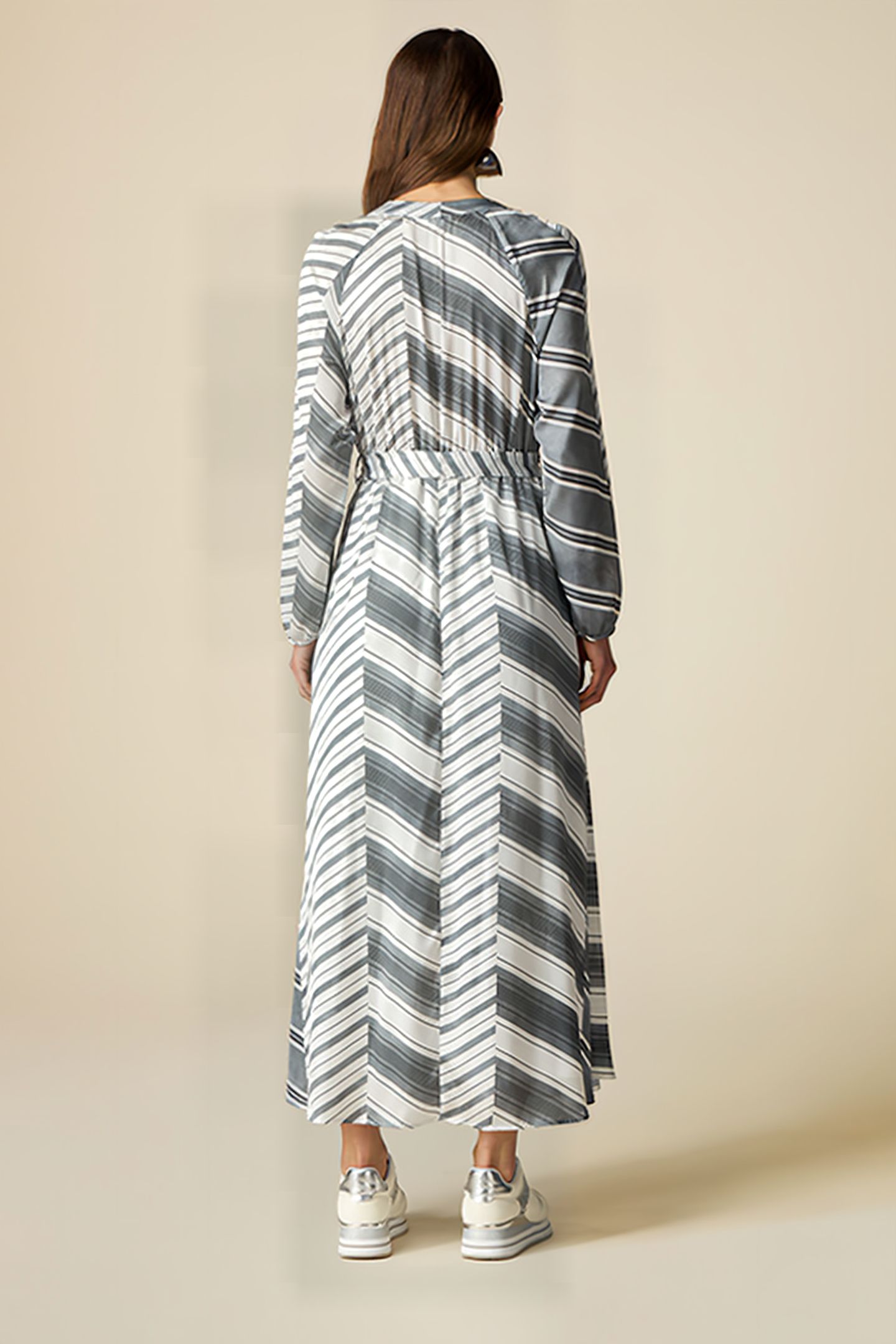 LONG PATTERNED SATIN DRESS GREY 2