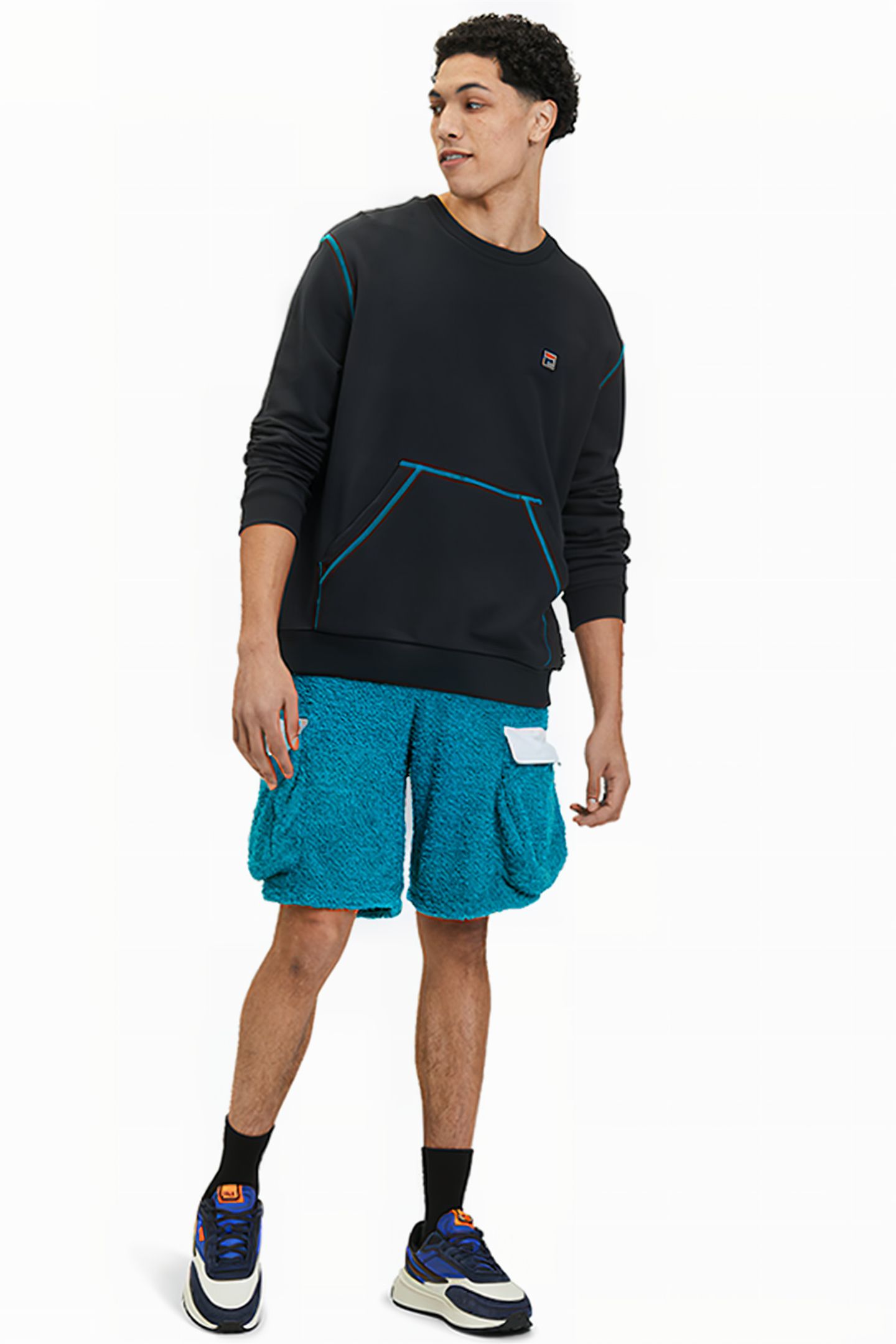 CREWNECK SWEATSHIRT WITH KANGAROO POCKET AND CONTRAST STITCH 3