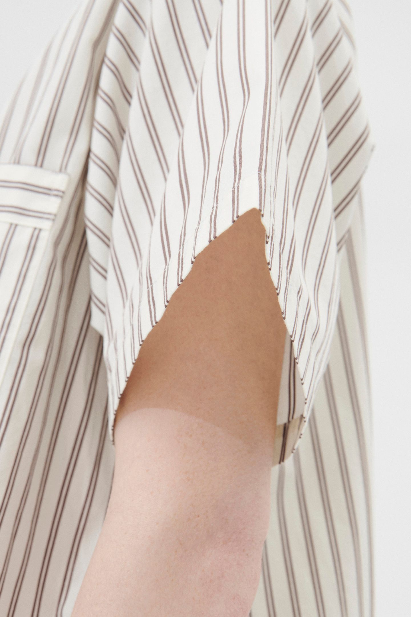UNISEX POPLIN, SHORT SLEEVE SHIRT HOPPER STRIPES 3