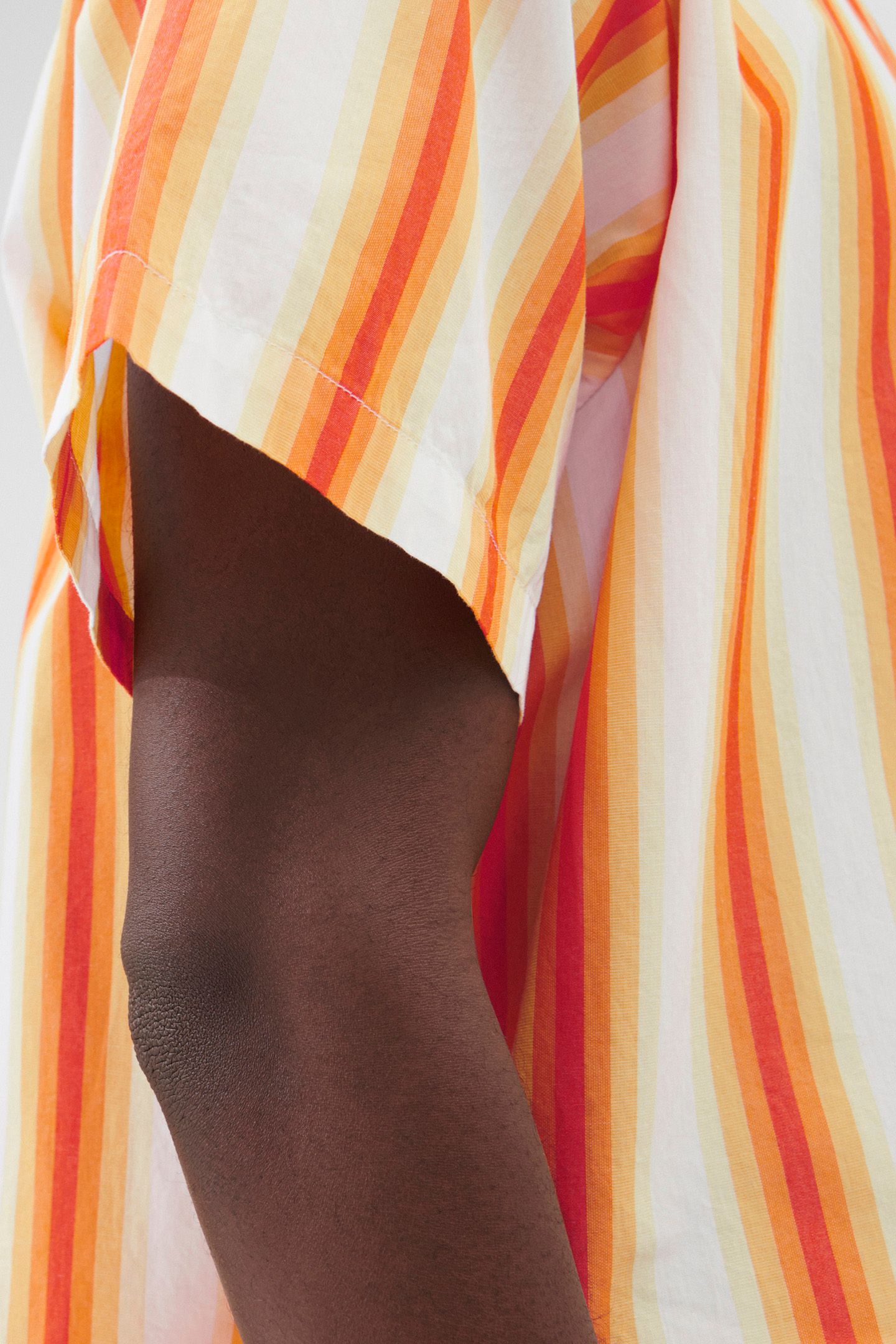 UNISEX POPLIN, SHORT SLEEVE SHIRT ORANGE MARQUEE 3