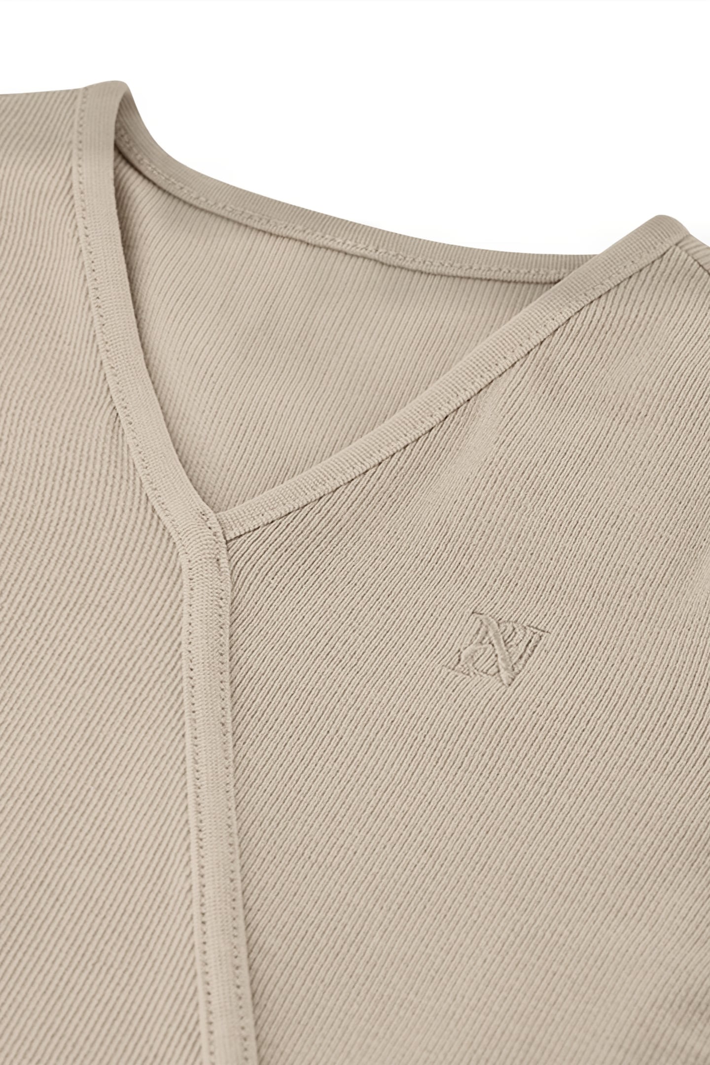 LETTUCE V-NECK NUT BEIGE 3