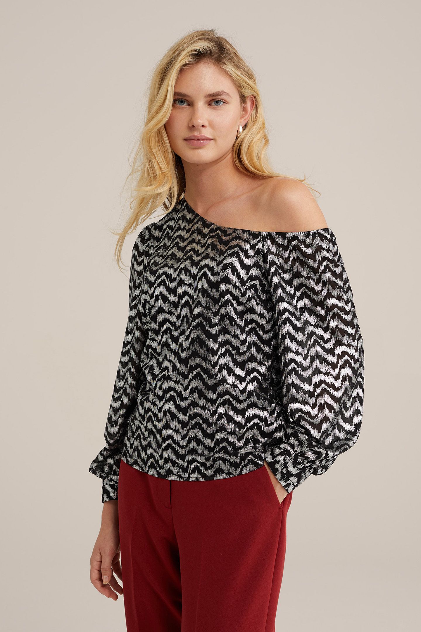 BLOUSE BLACK 1