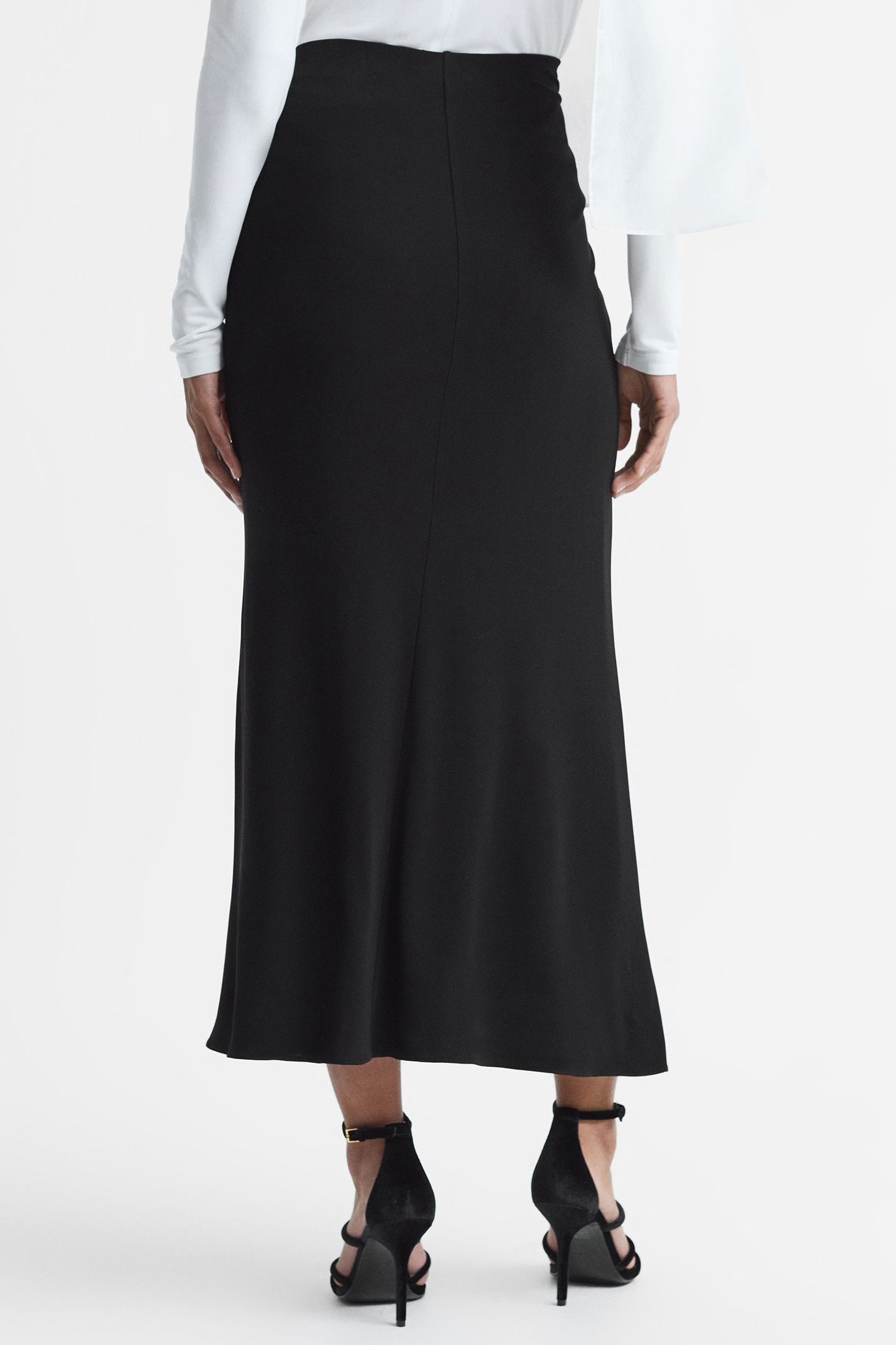 JERSEY MIDI SKIRT — THE MODEL IS WEARING A SIZE 8 2