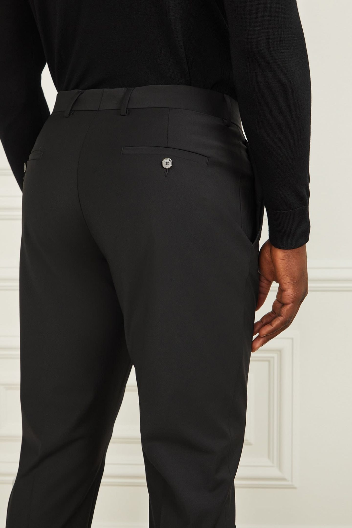 MARCIANO BY GUESS ROGER CLASSIC CHINO JET BLACK 6