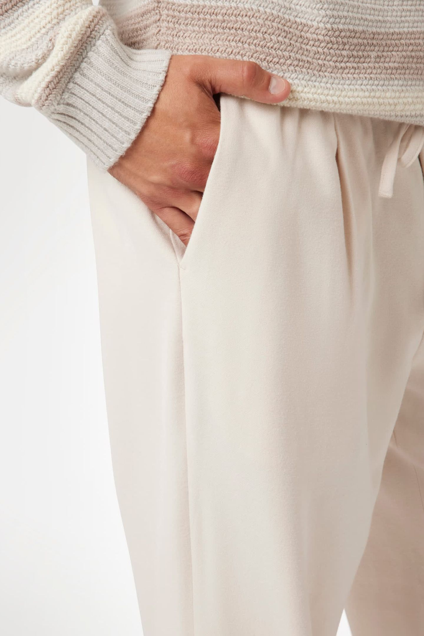 MARCIANO BY GUESS DANIEL TAPERED PANT WARM MILK 5