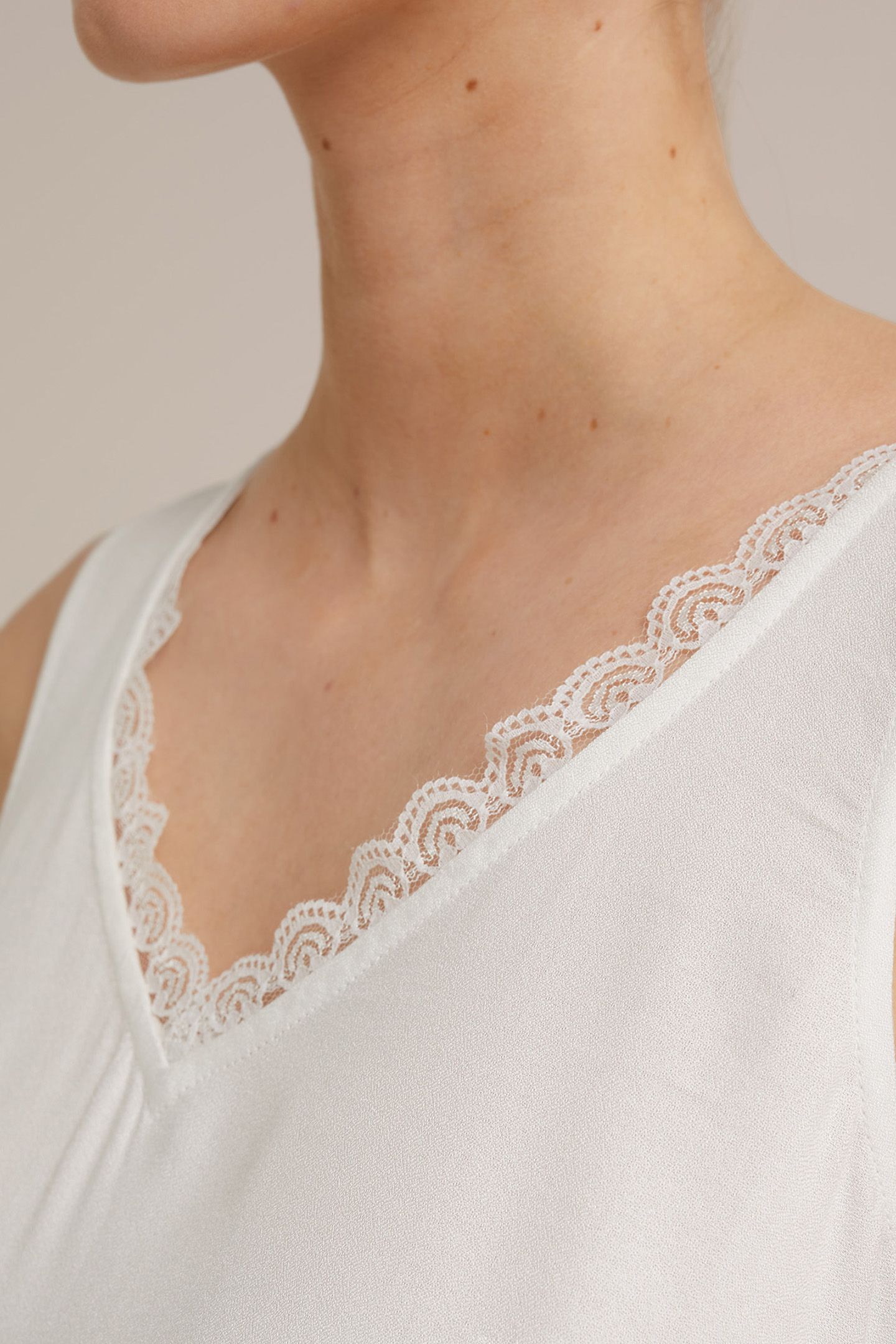 SINGLET WHITE 5