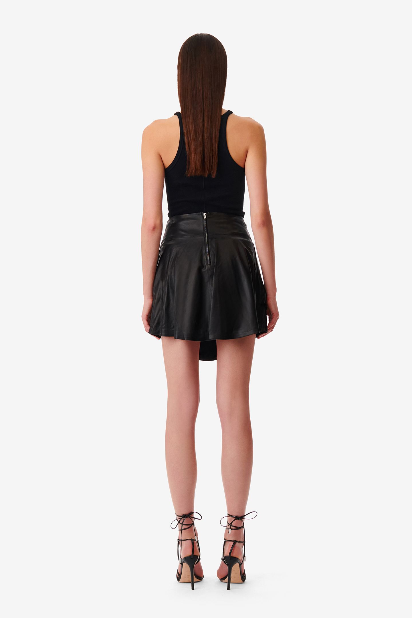 NIKA BLACK 4