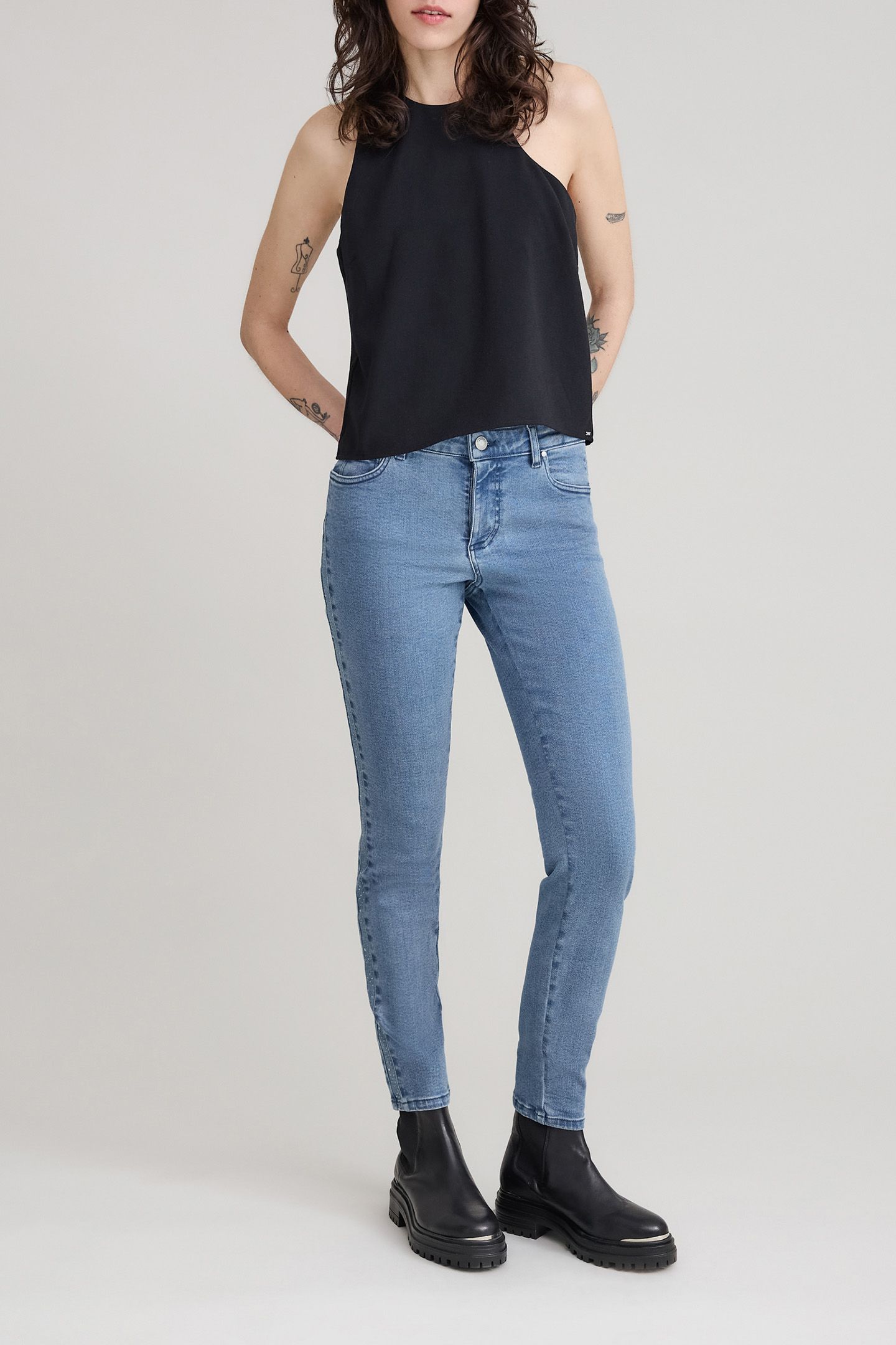 SLIM BLUE WATERLESS POWERSTRETCH STUDDED JEANS 3