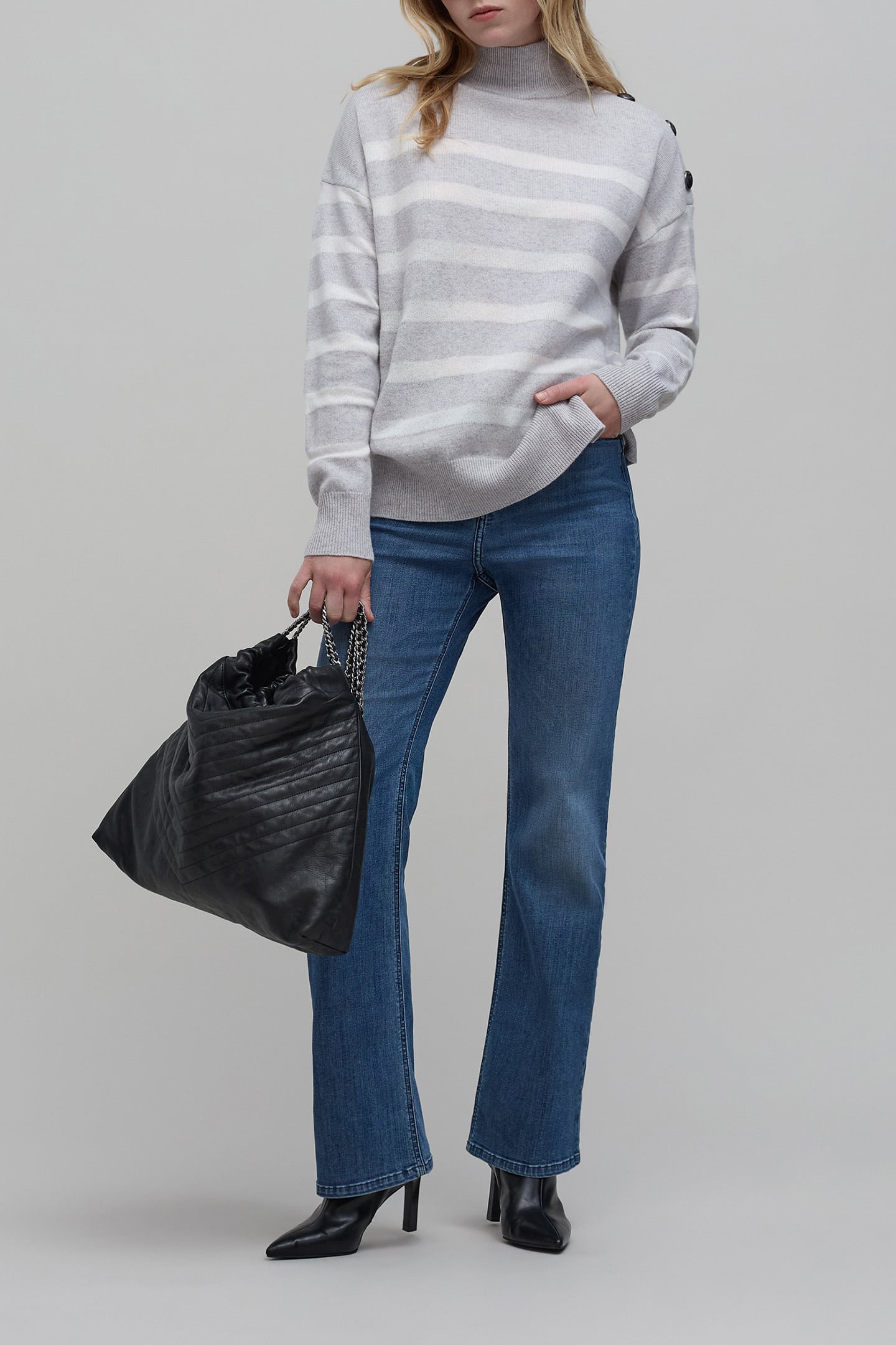 ECRU STRIPES GREY KNIT SWEATER 4