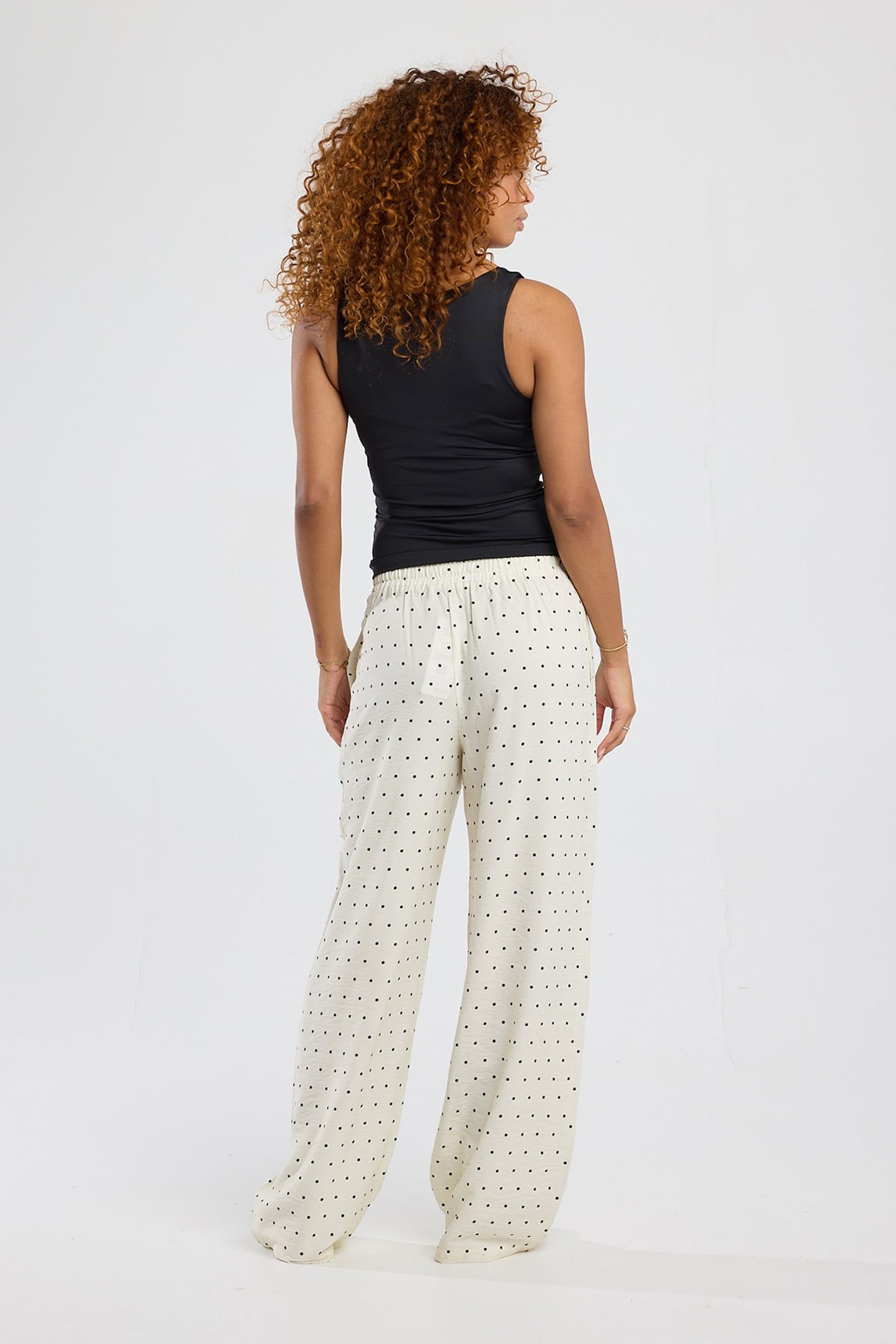 PINA OFF WHITE 2