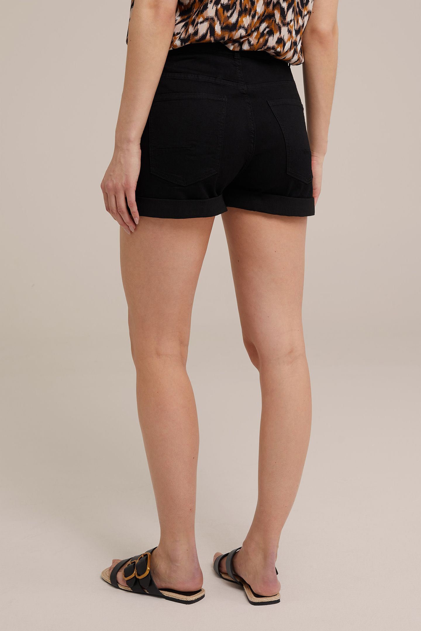 SHORT BLACK 2