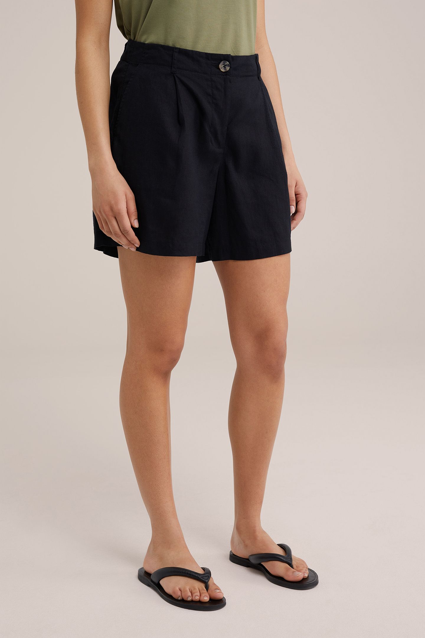 SHORT BLACK 1