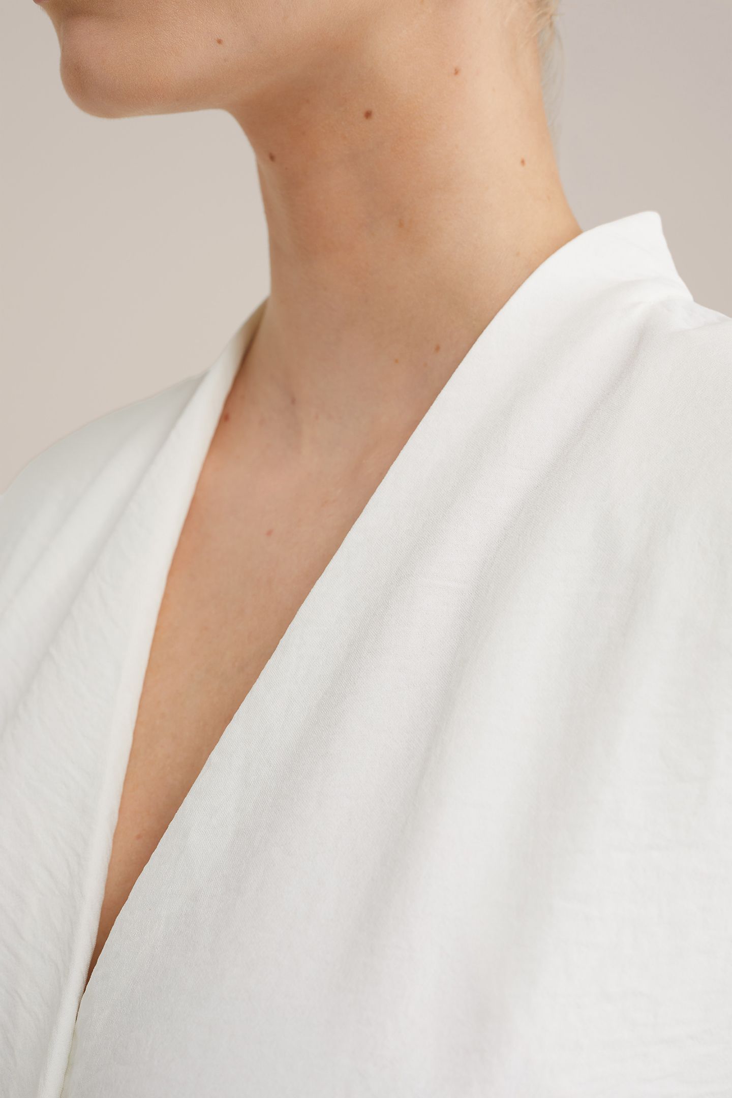 SINGLET WHITE 5