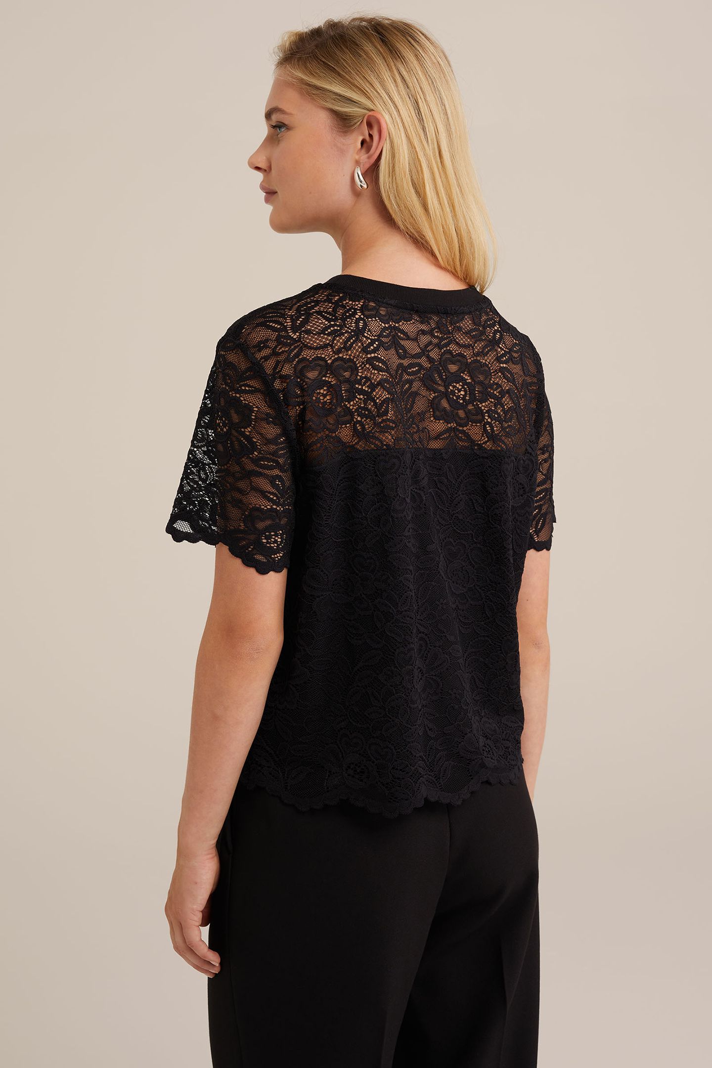 T-SHIRT BLACK 2