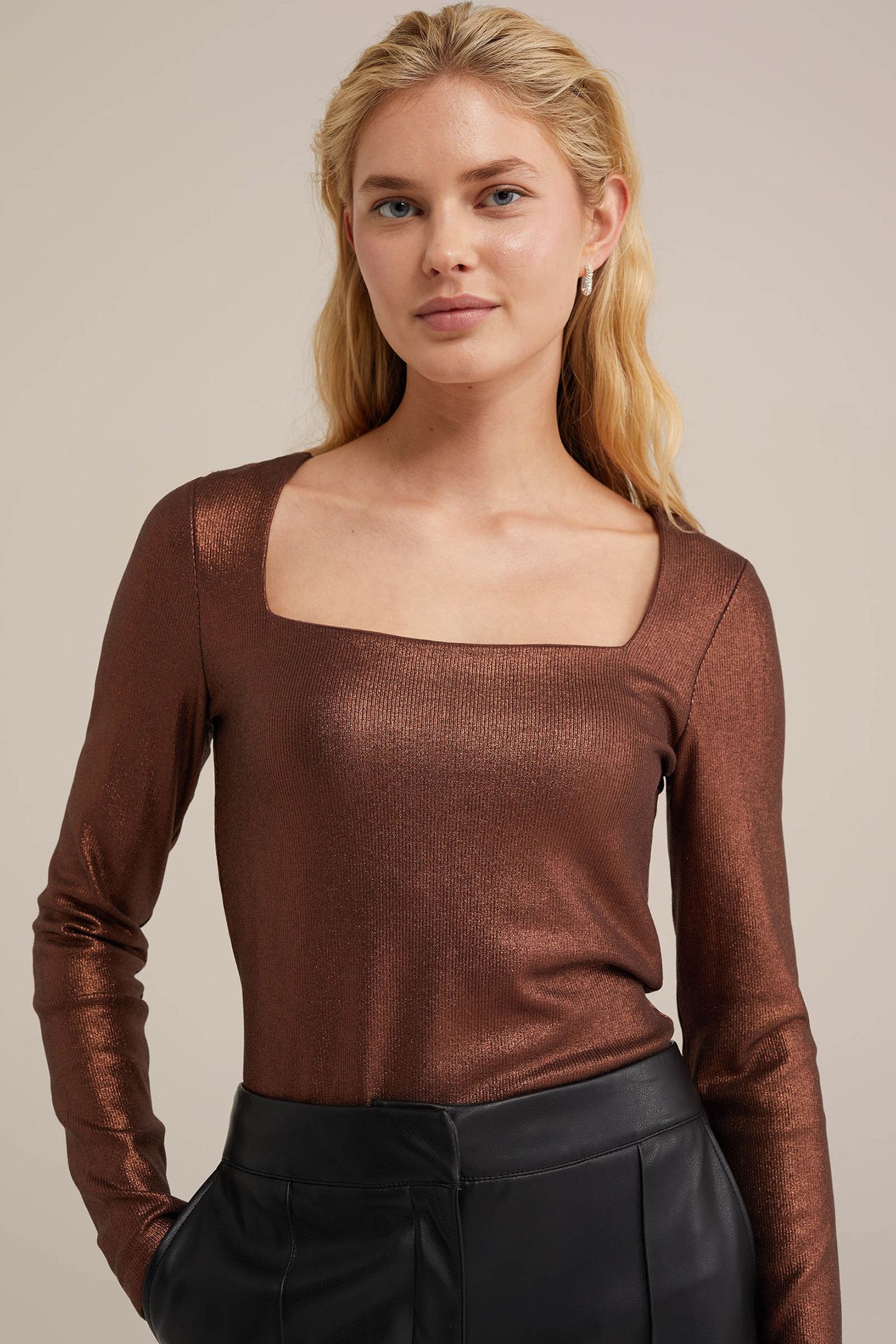 T-SHIRT BRONZE 4
