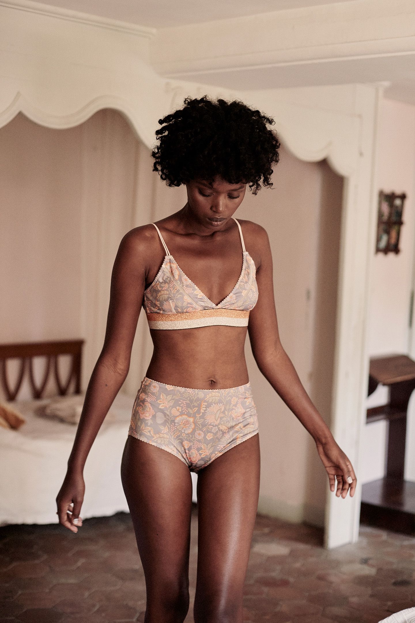 BRA SHOSHA CALIFORNIA FLOWERS 1