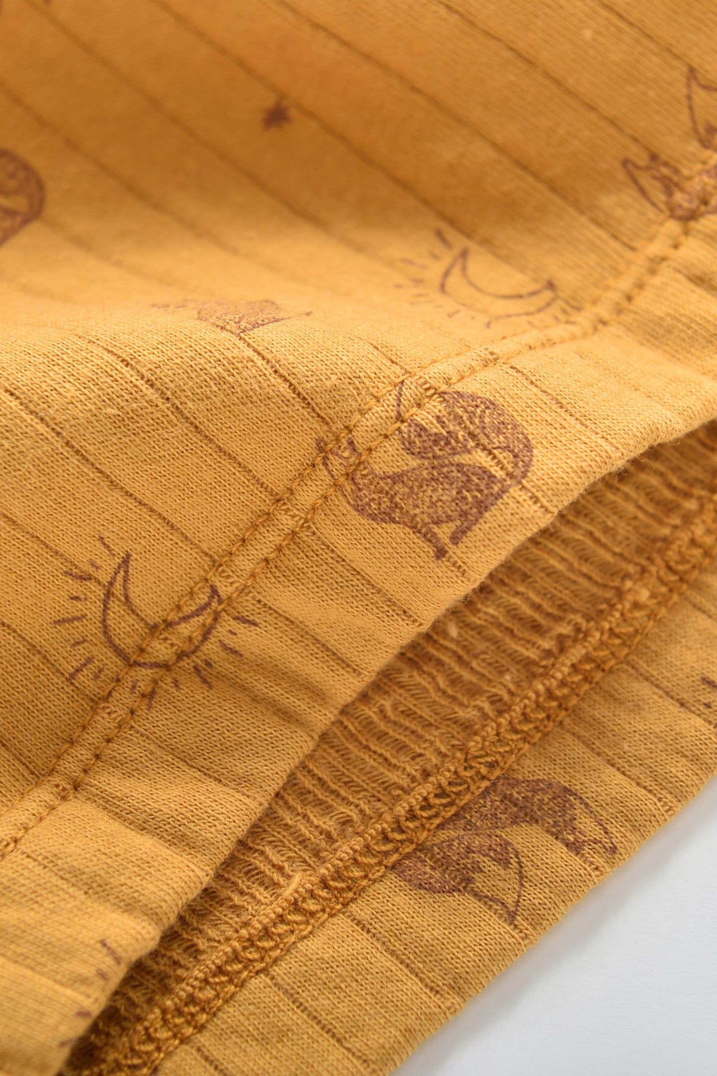 TEE APOLI MUSTARD 8