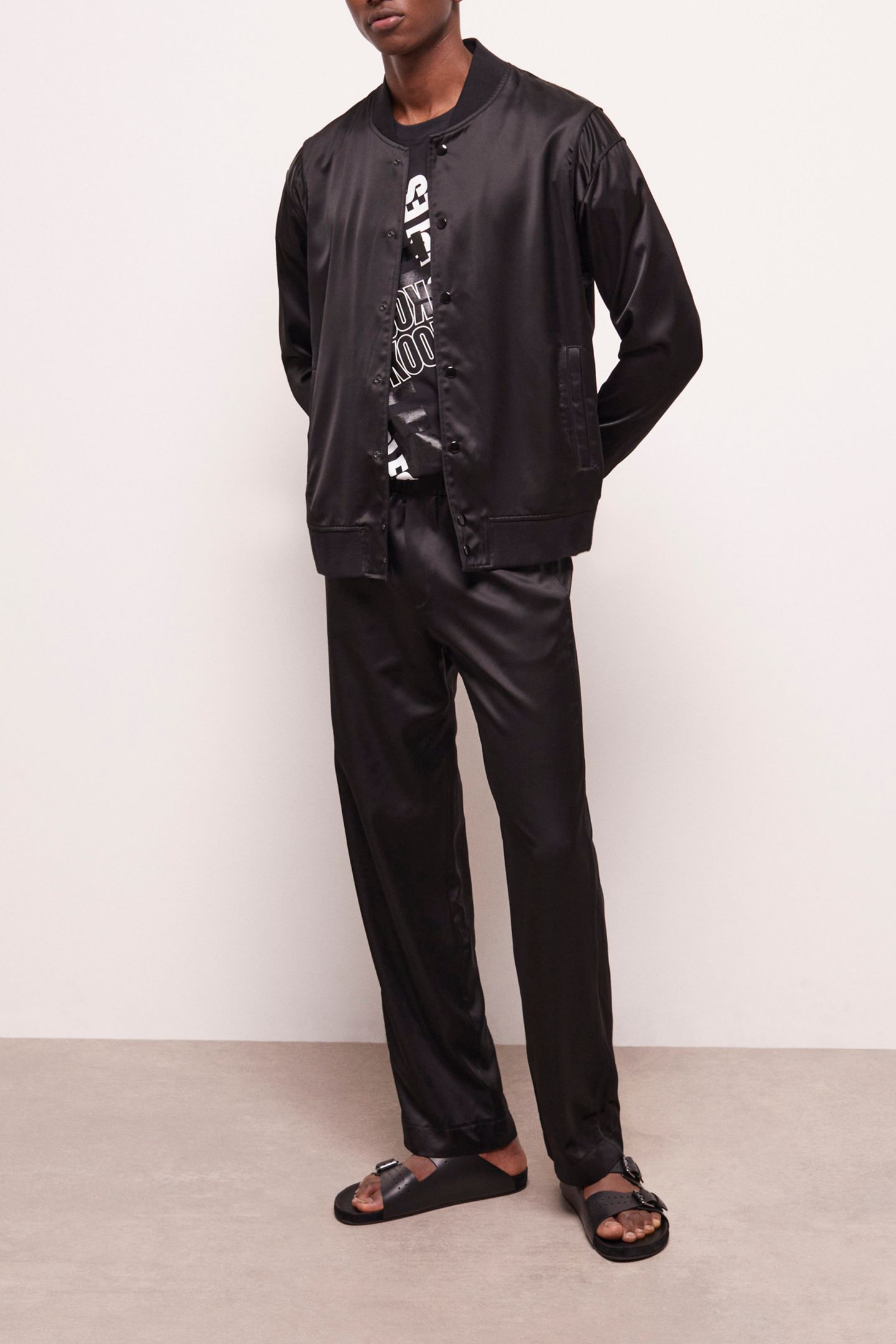 ZIP JACKET WITH CENTER FRONT AND SIDE POCKETS BLACK 3