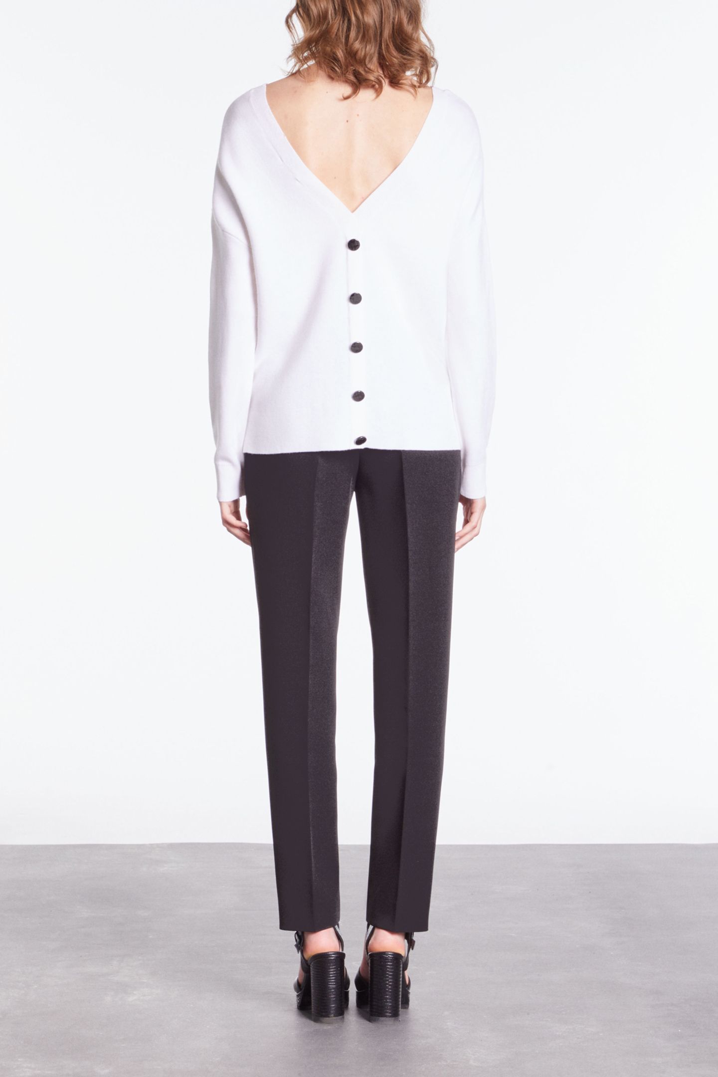 SWEATER WITH FAKE BUTTONS ON THE BACK ECRU 4