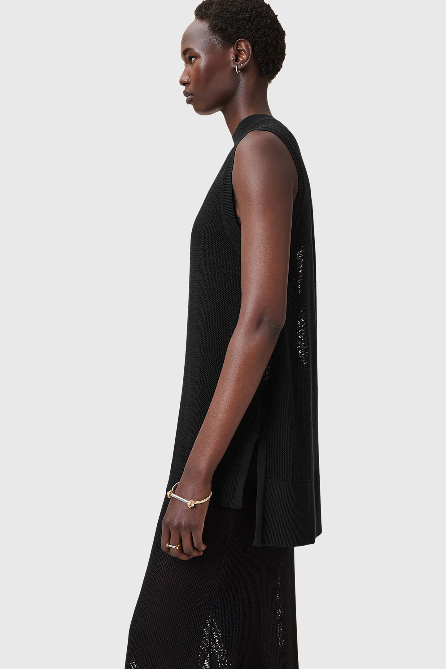 YURI TANK BLACK 6