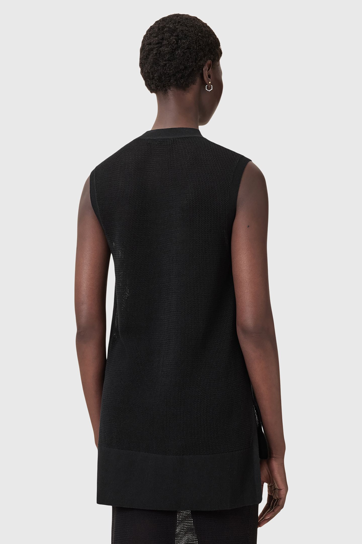 YURI TANK BLACK 2