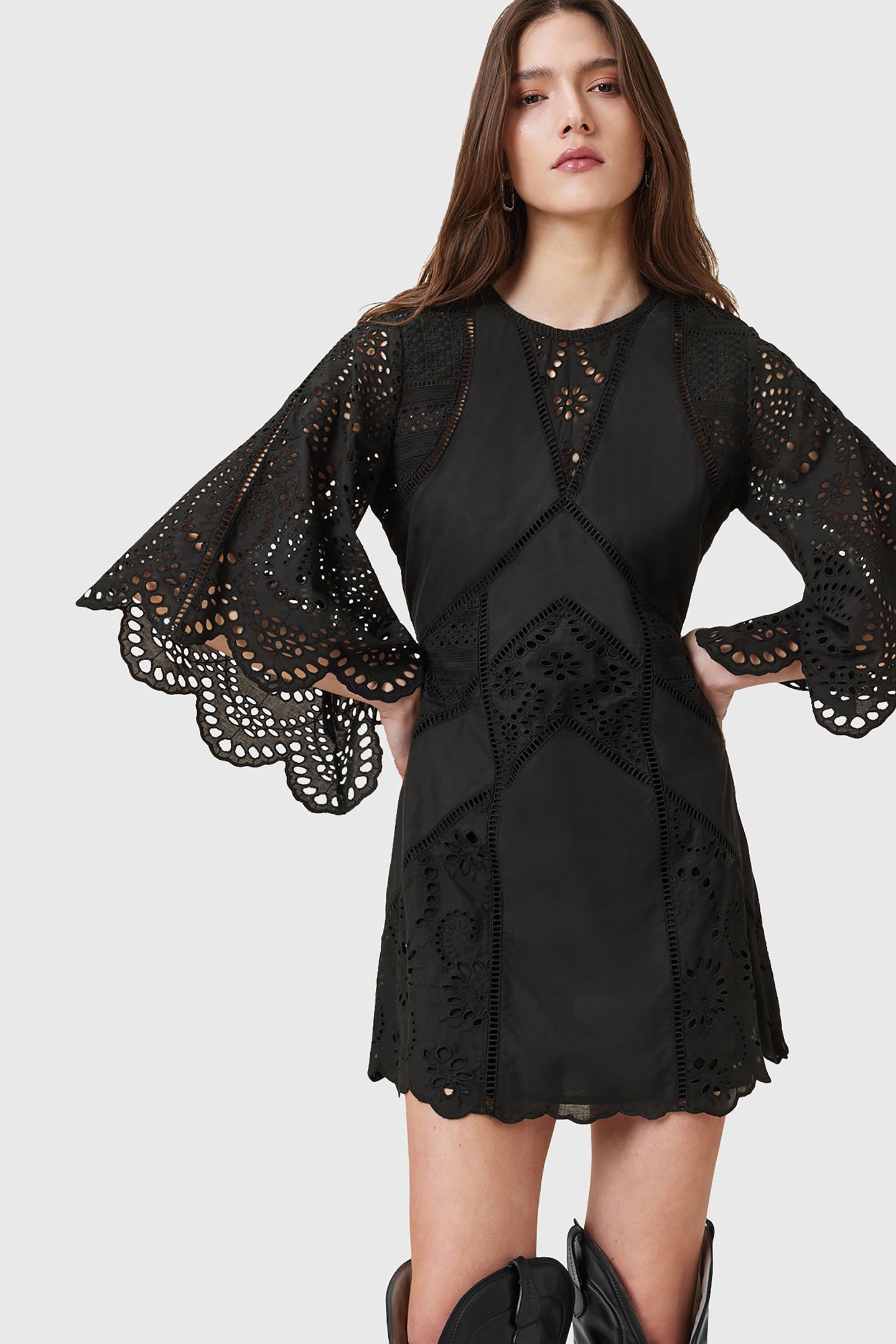 LUCI DRESS BLACK 6