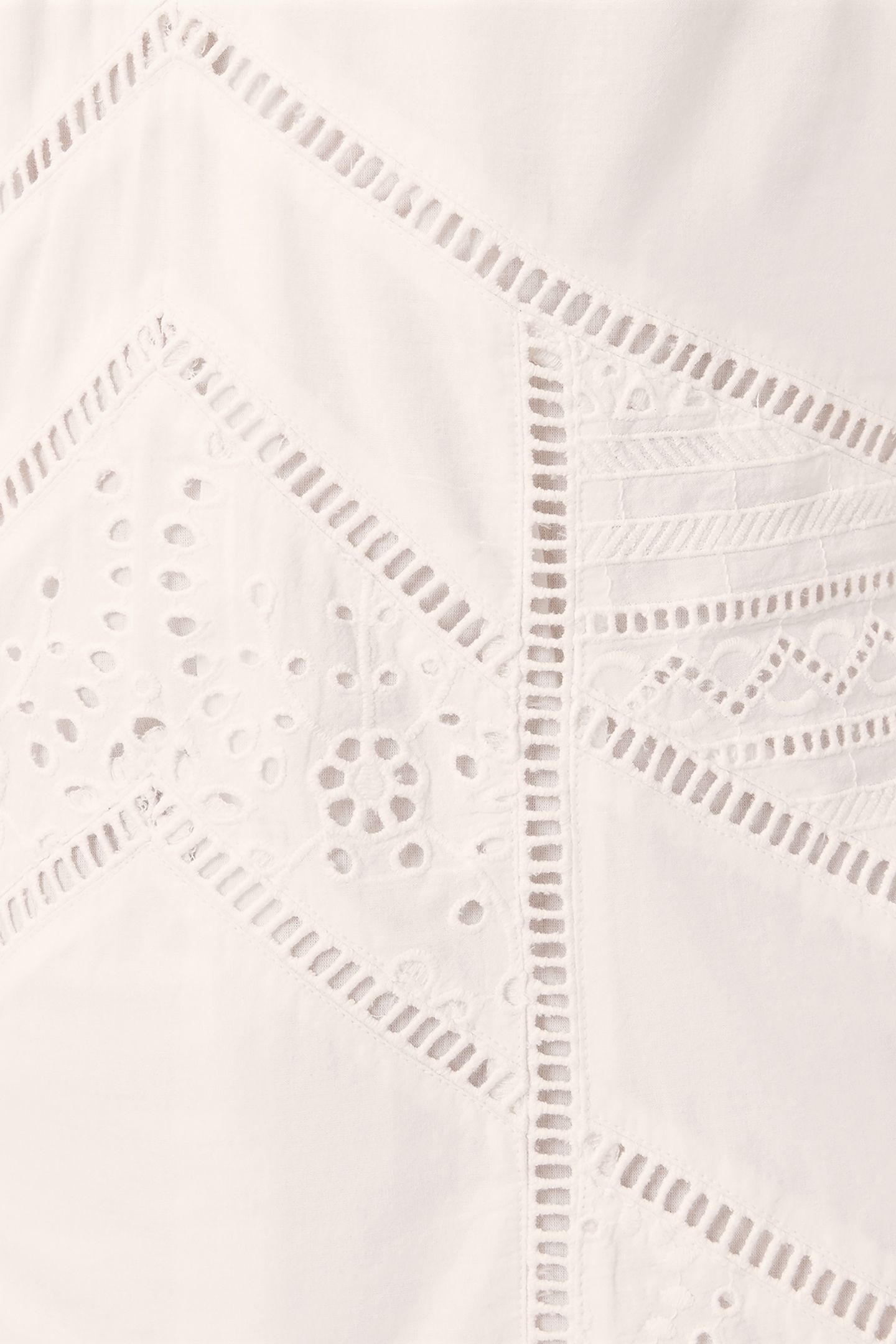 LUCI DRESS SNOW WHITE 8