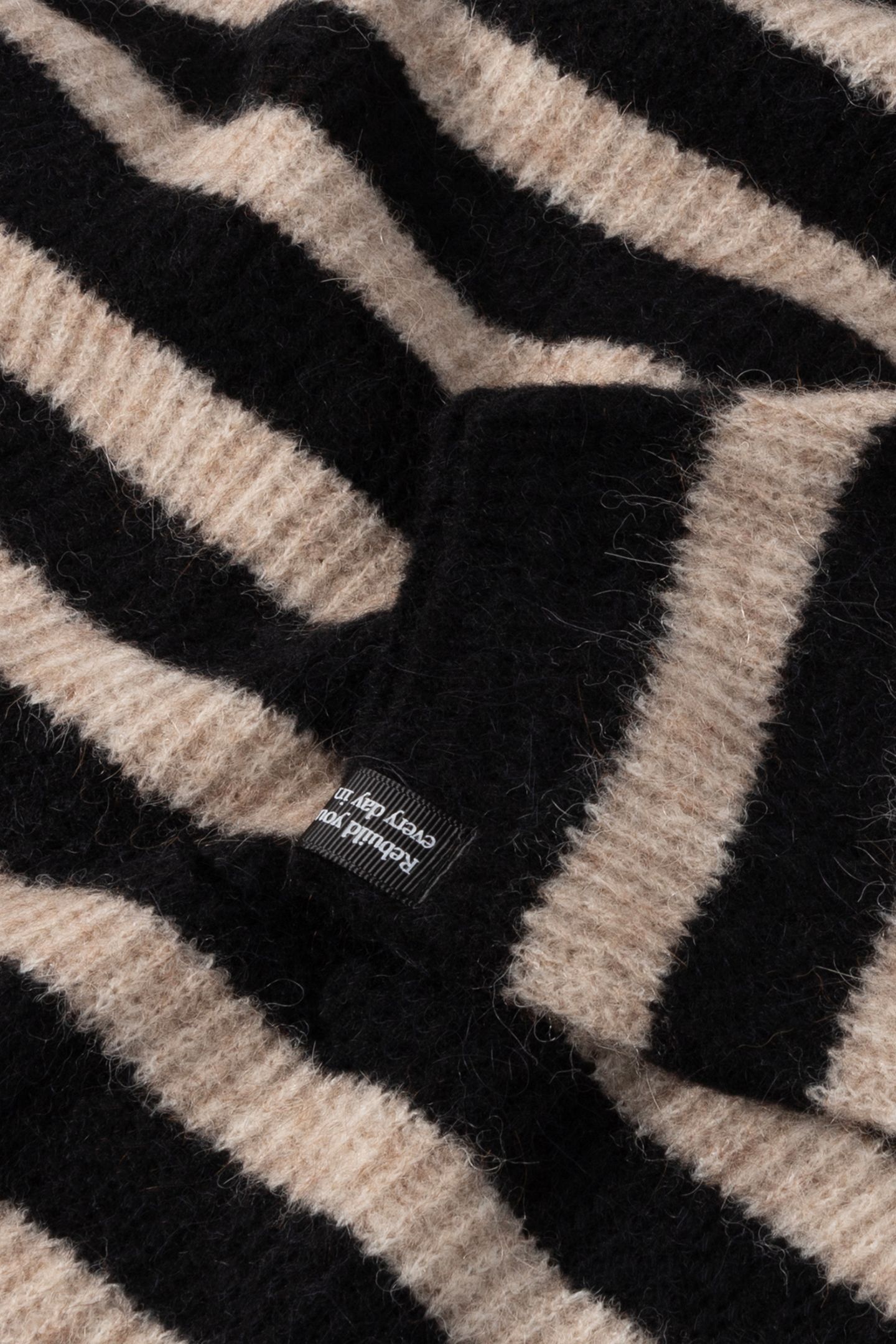 COLL SWEATER KNIT STRIPES BLACK/LIGHT LATTE 7