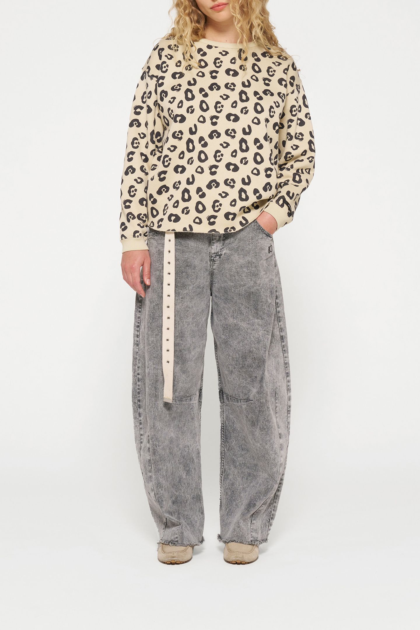 RAW EDGE SWEATER LEOPARD OYSTER 2