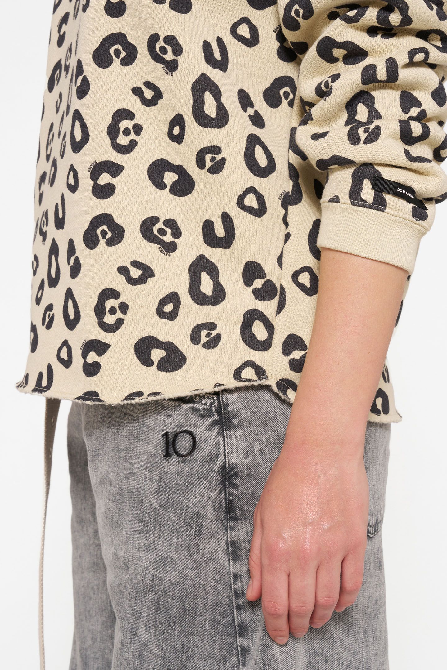 RAW EDGE SWEATER LEOPARD OYSTER 7