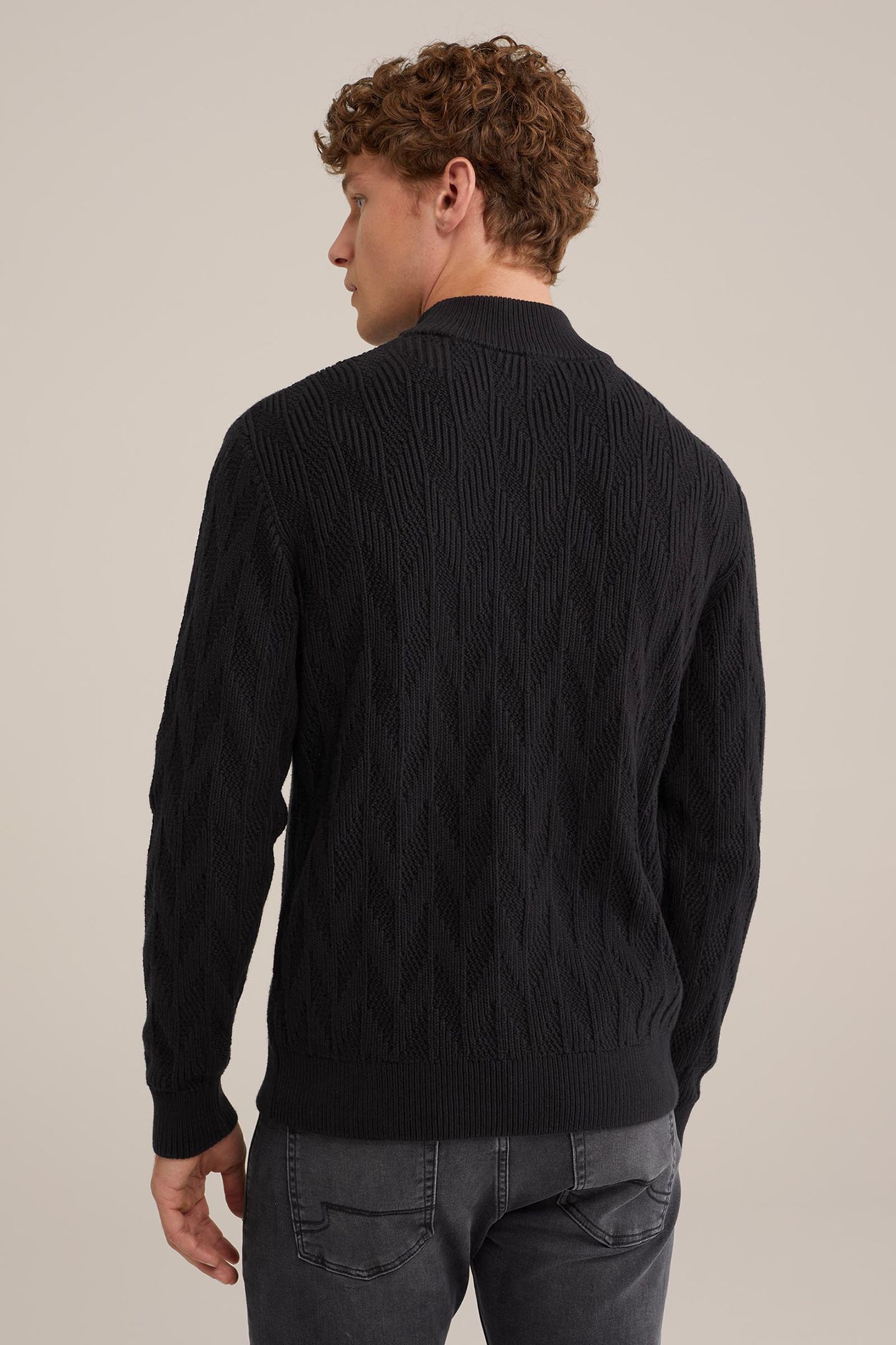 PULLOVER BLACK 2