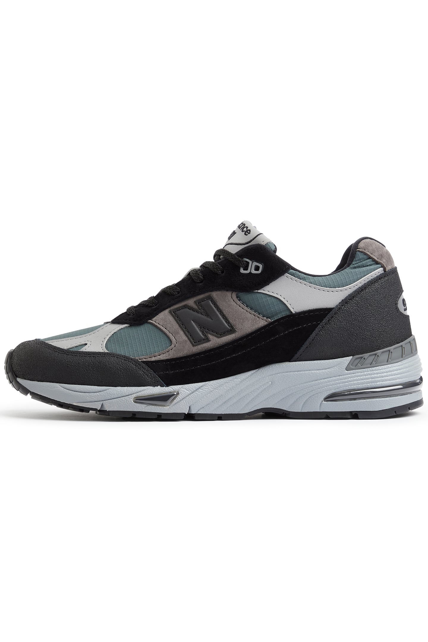 MADE IN UK 991V1 URBAN WINTER BLACK 5