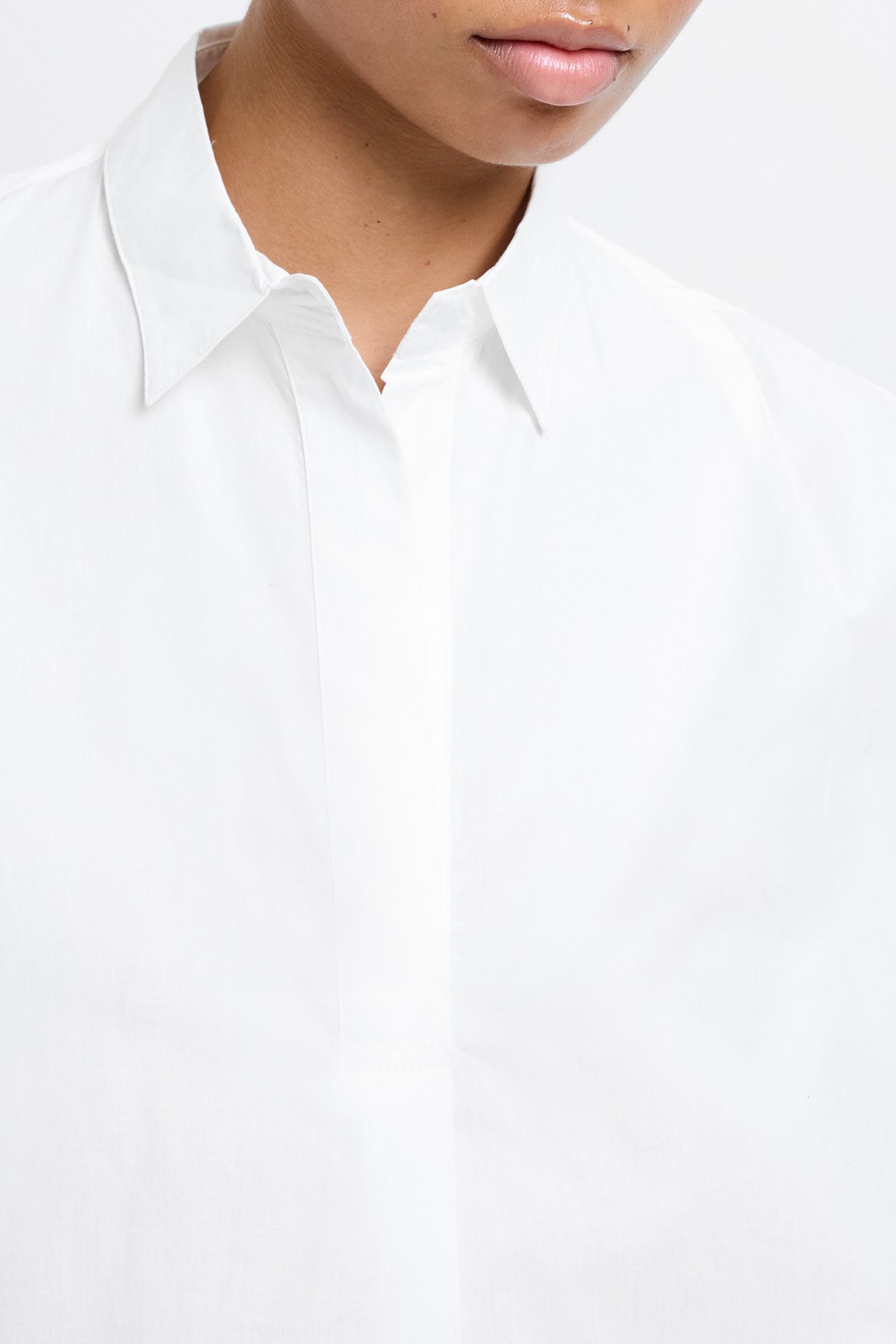 L/S POPOVER WHITE 3