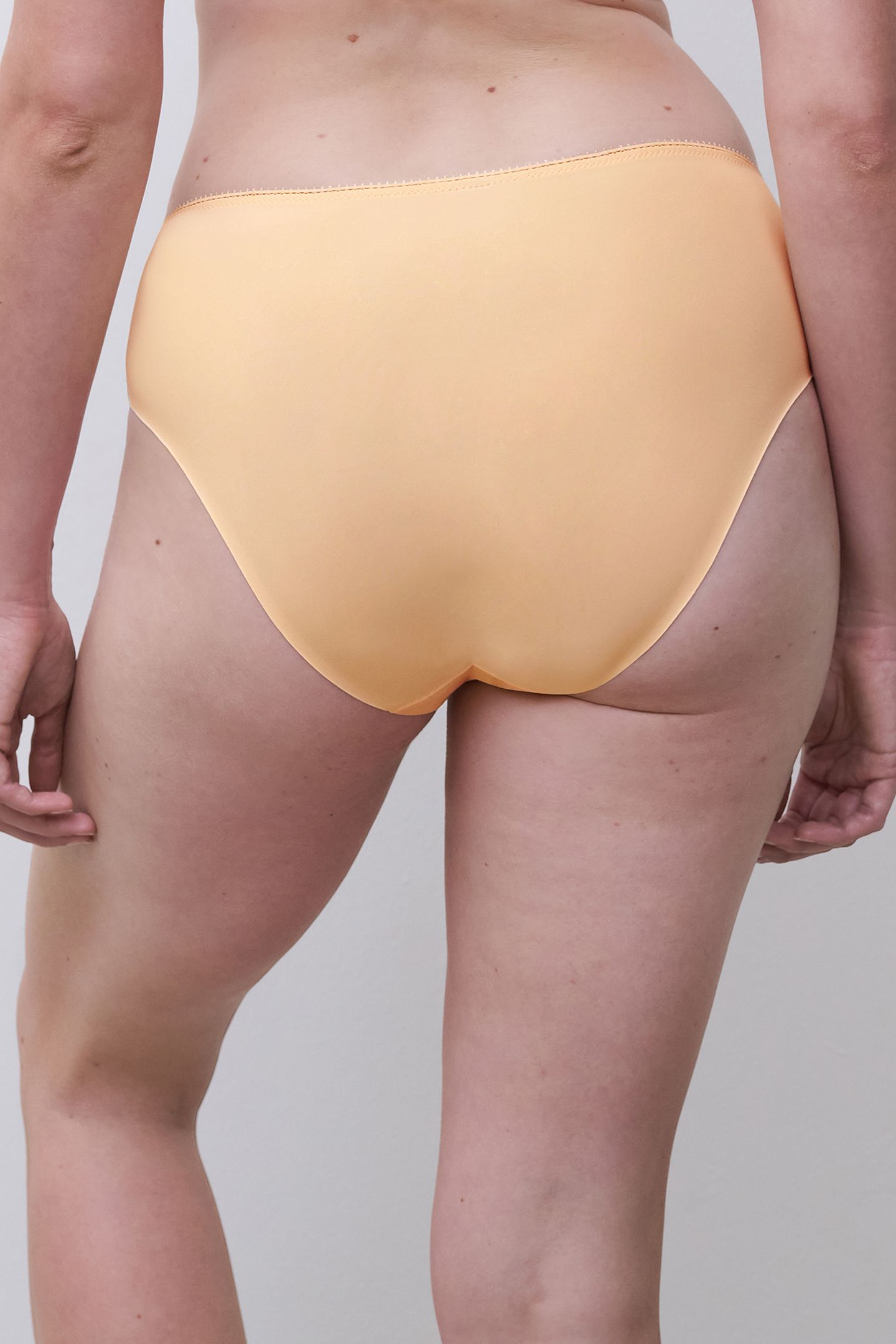 INTRIGUE BRIEF SUNFLOWER YELLOW 2
