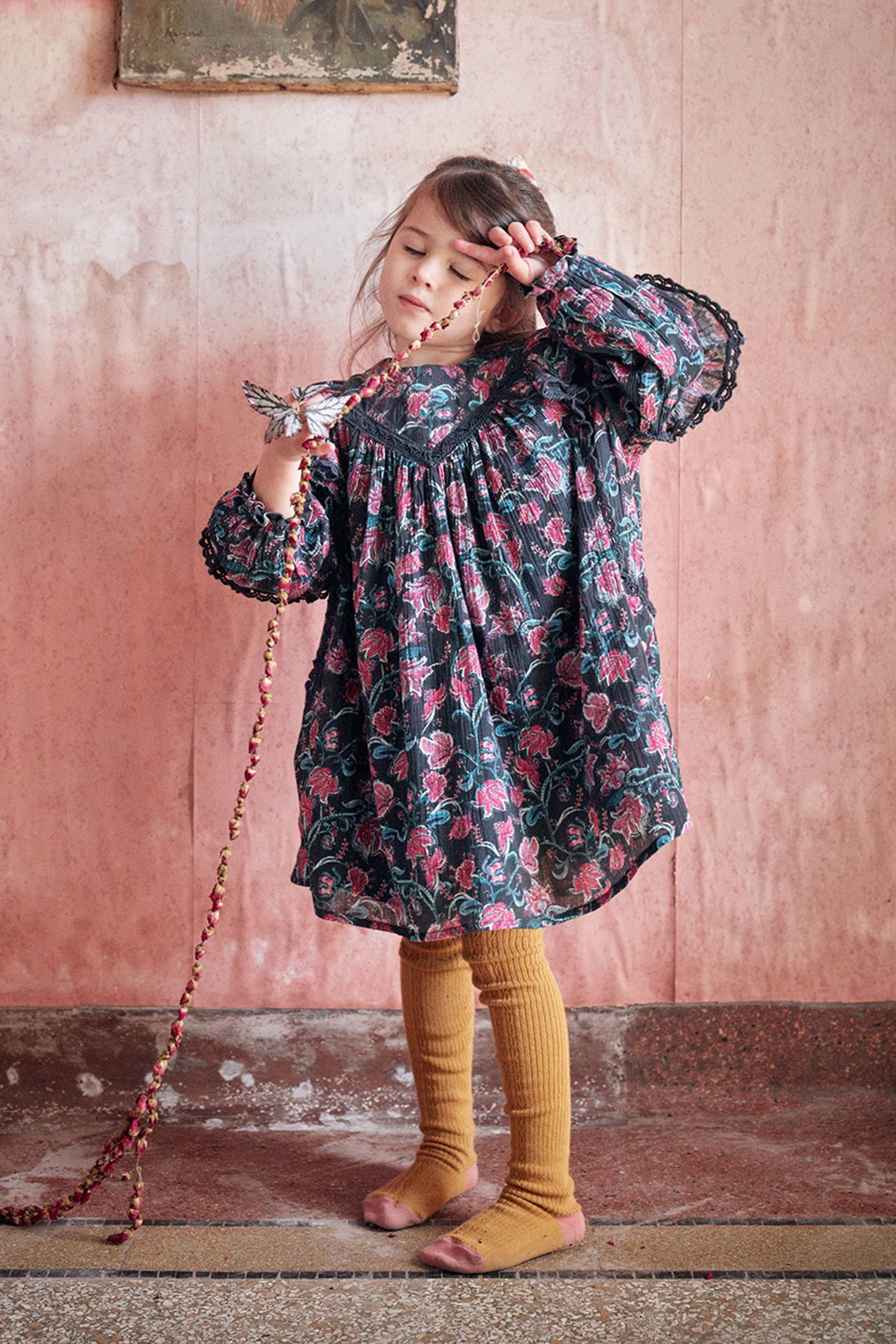 DRESS LARA CHARCOAL WILDFLOWERS 1