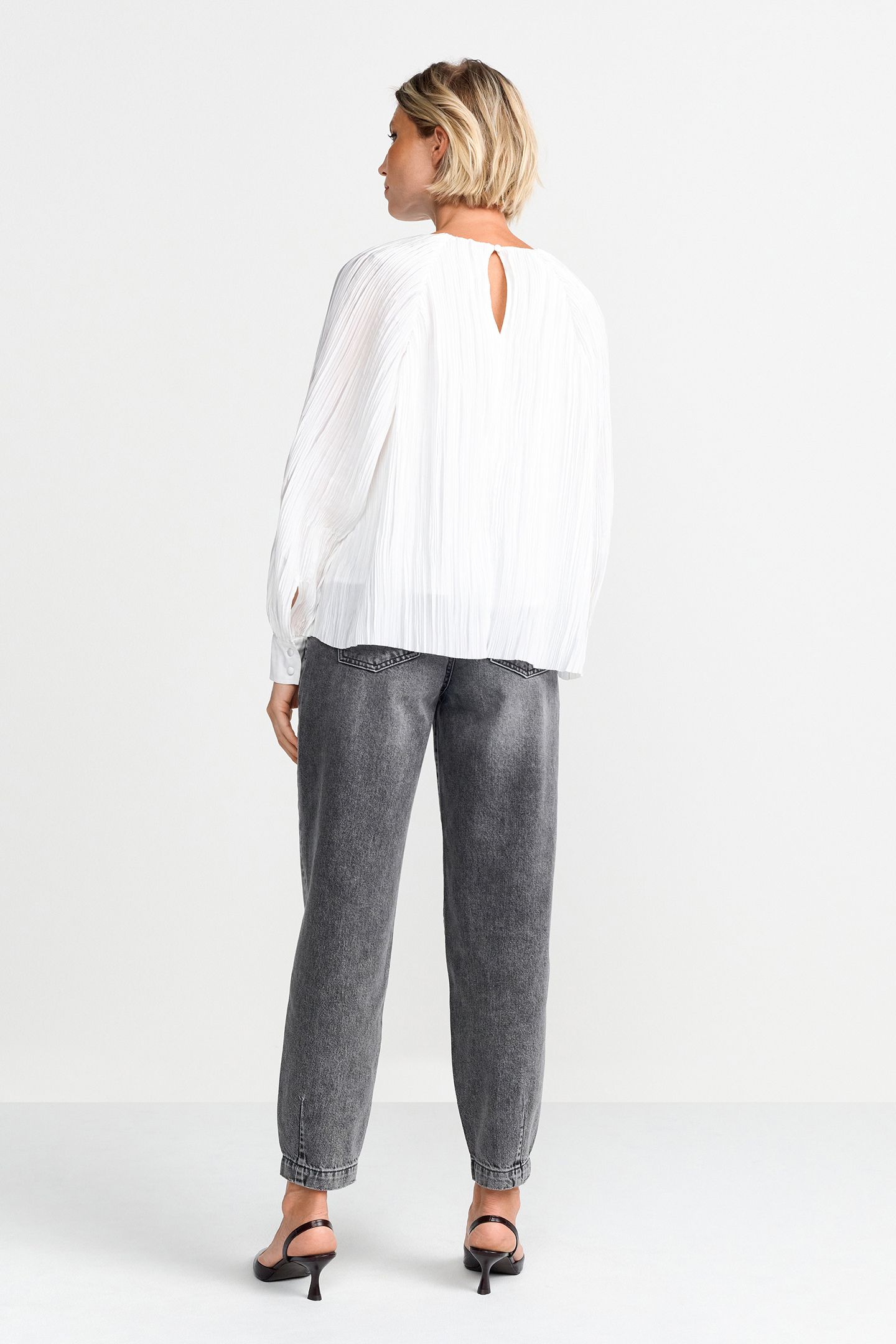 PLISSEE BLOUSE PEARL WHITE 3
