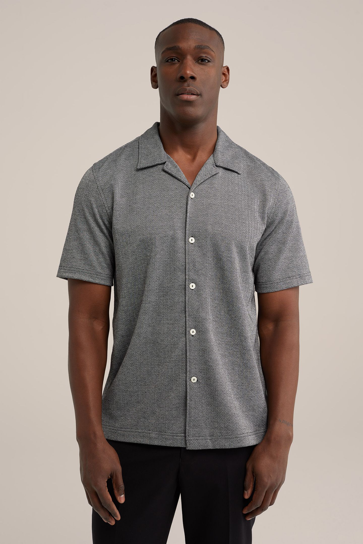 SHIRT BLACK 1
