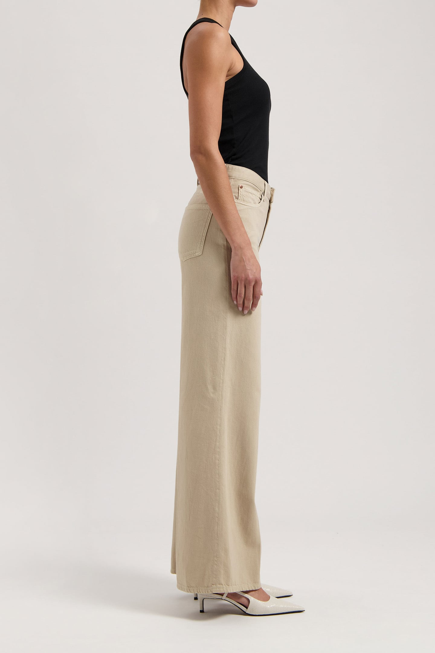 SARA HIGH LOOSE FLOW SAND 5