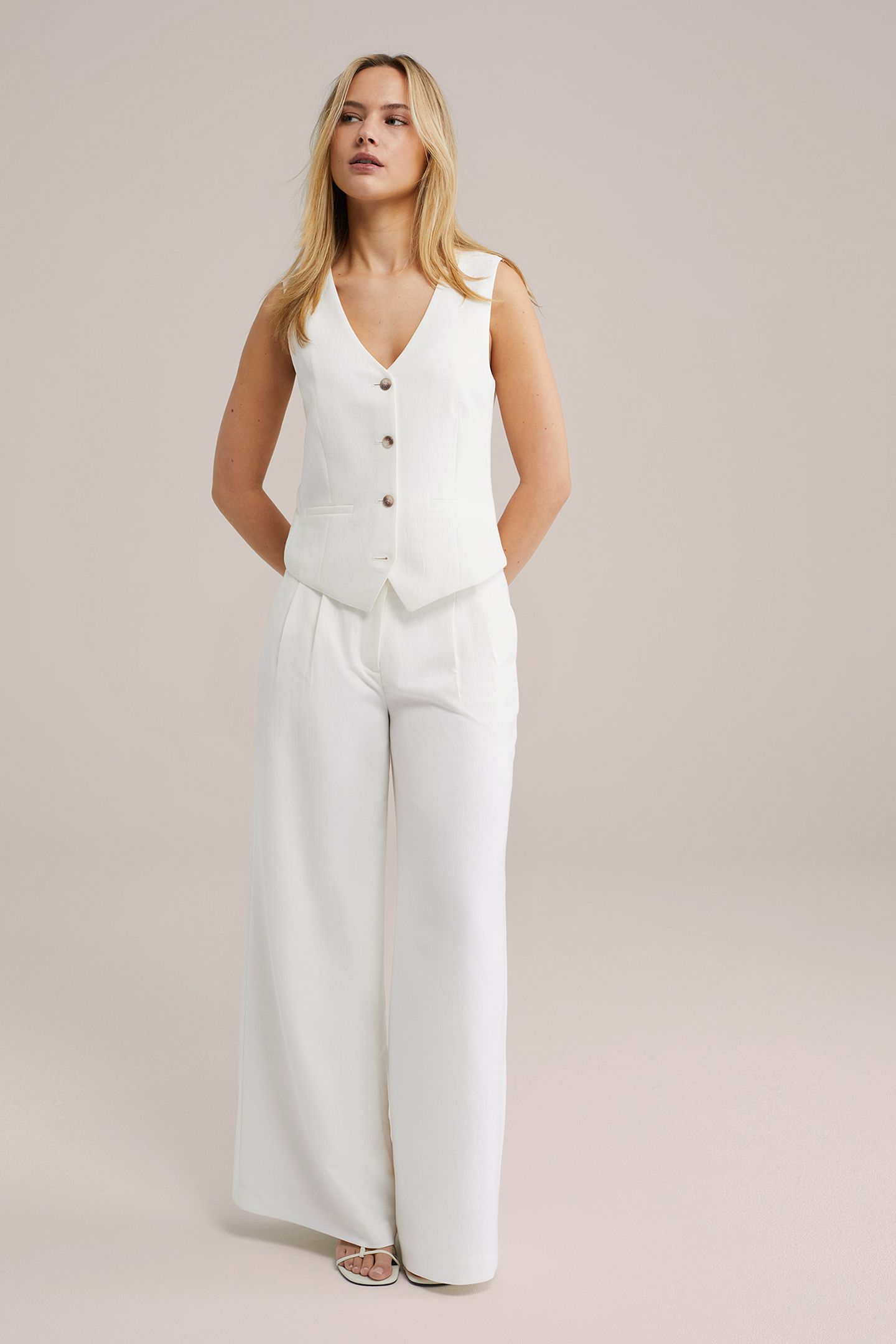 TROUSER WHITE 3