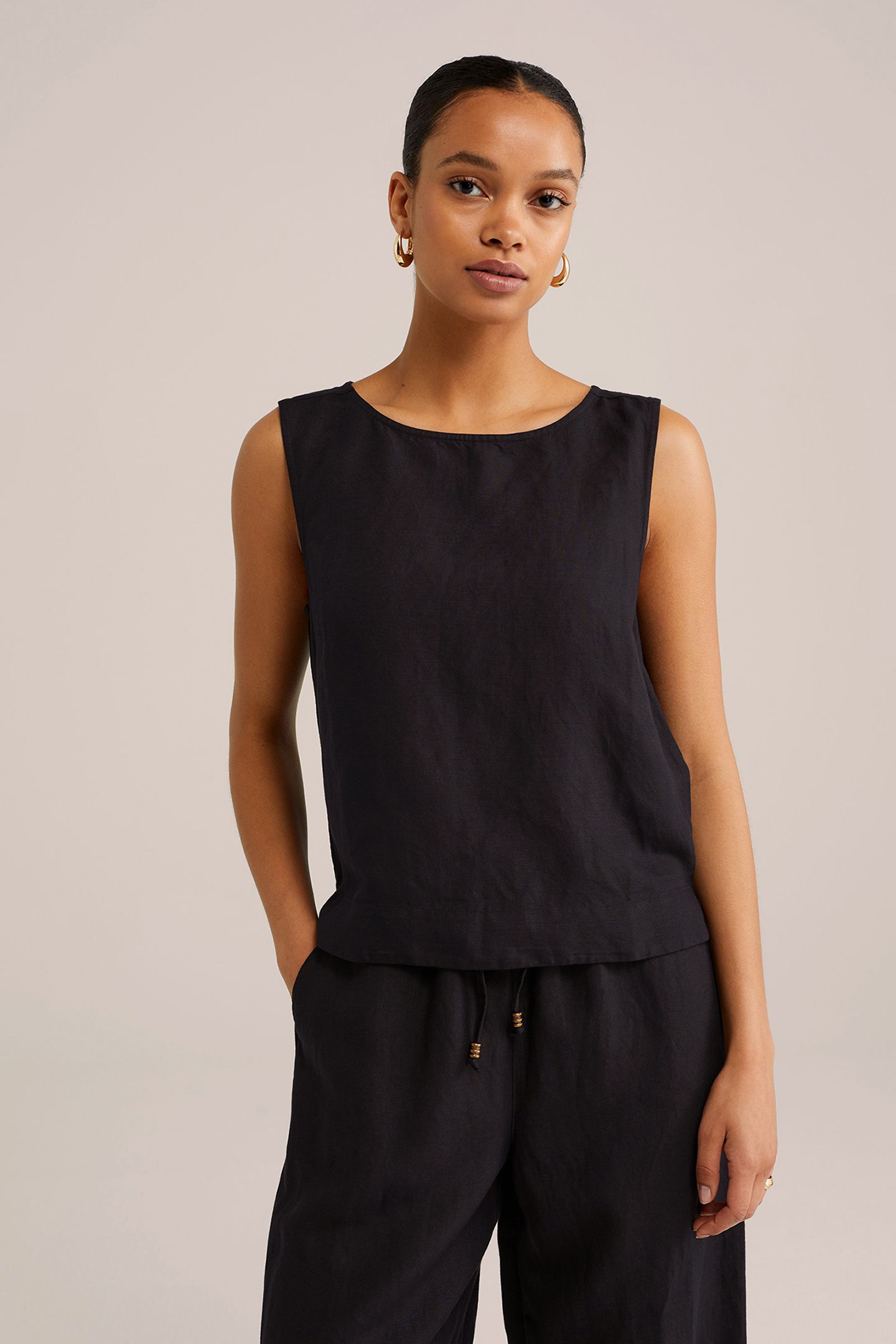 T-SHIRT BLACK 1