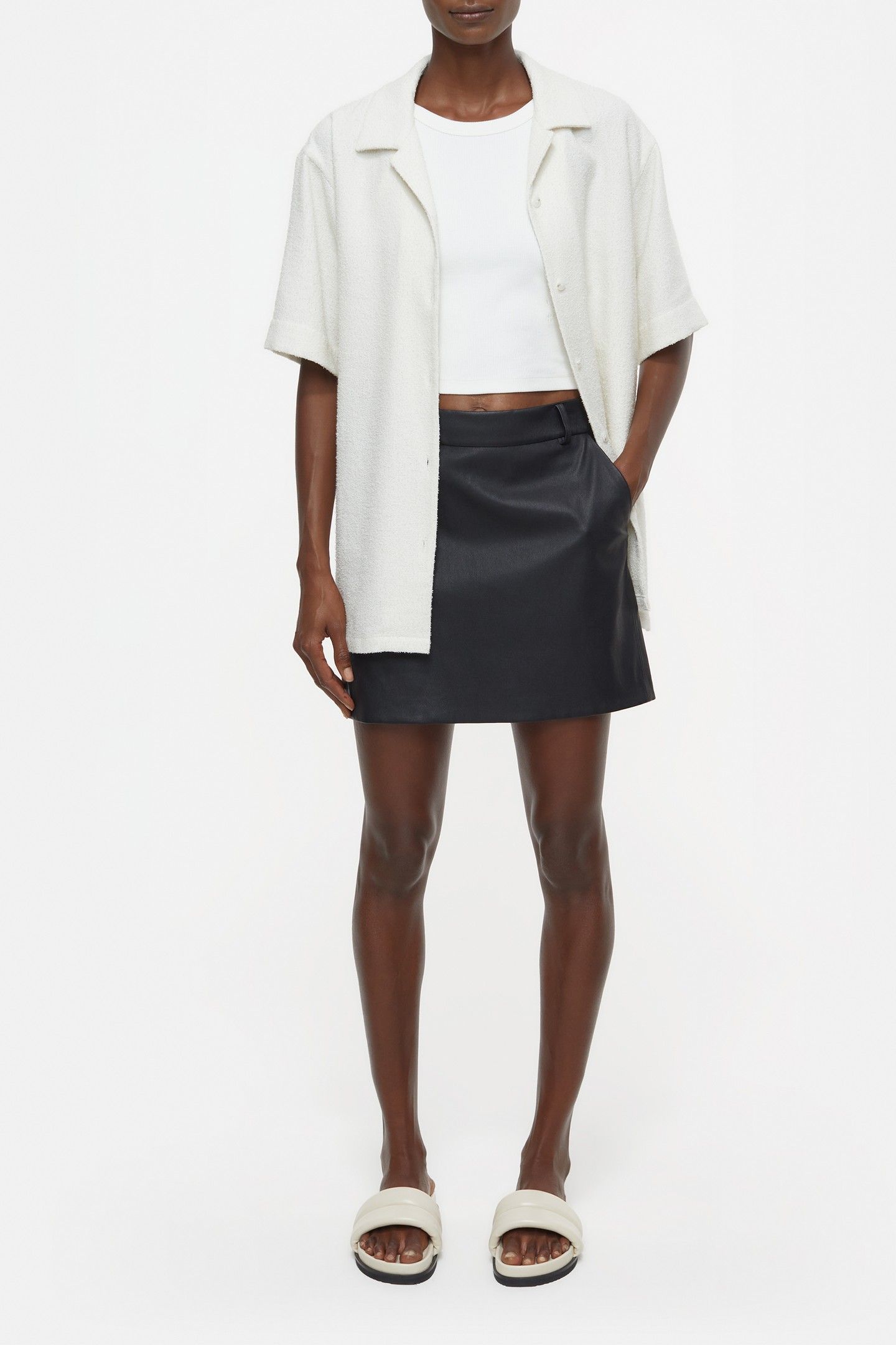 MINI SKIRT BLACK 2