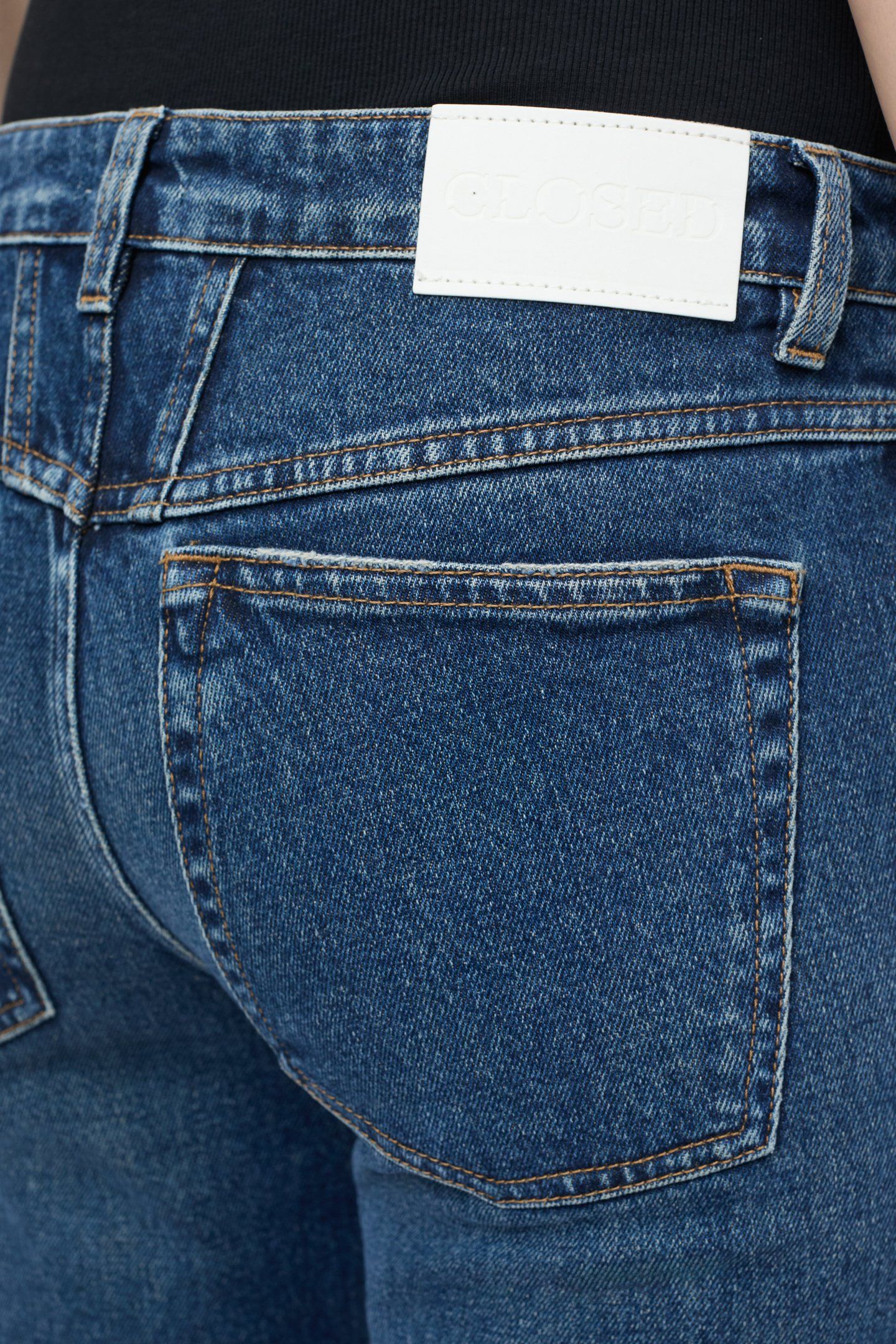 JUNNA JEANS DARK BLUE 4