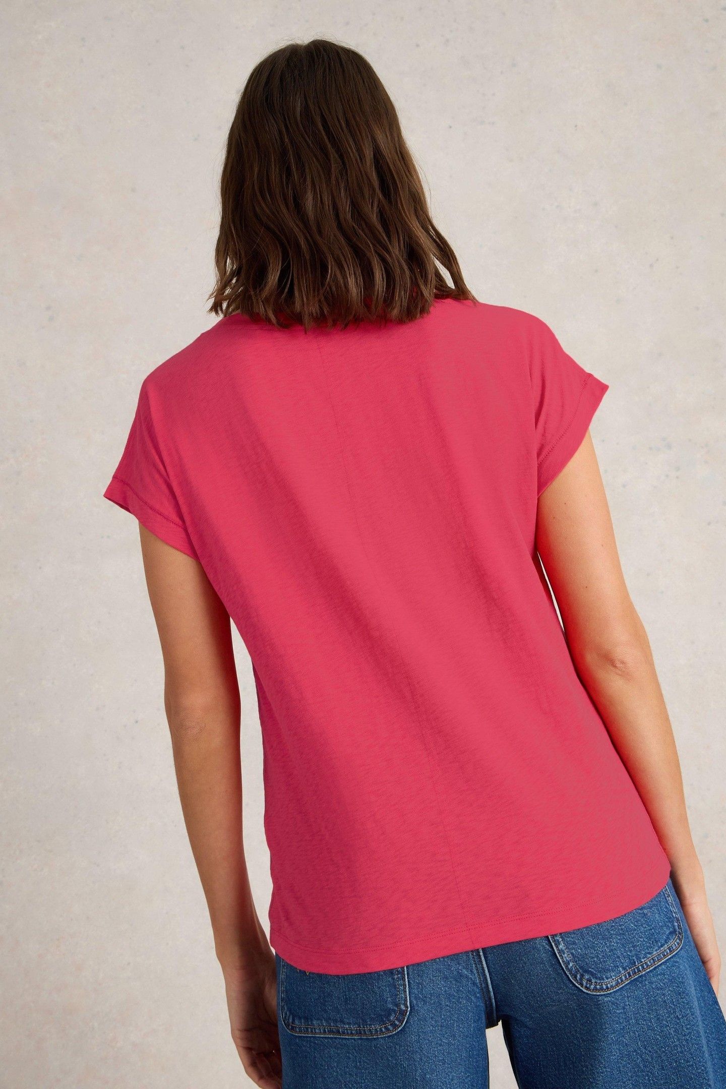 NELLY NOTCH NECK TEE BRIGHT PINK 2